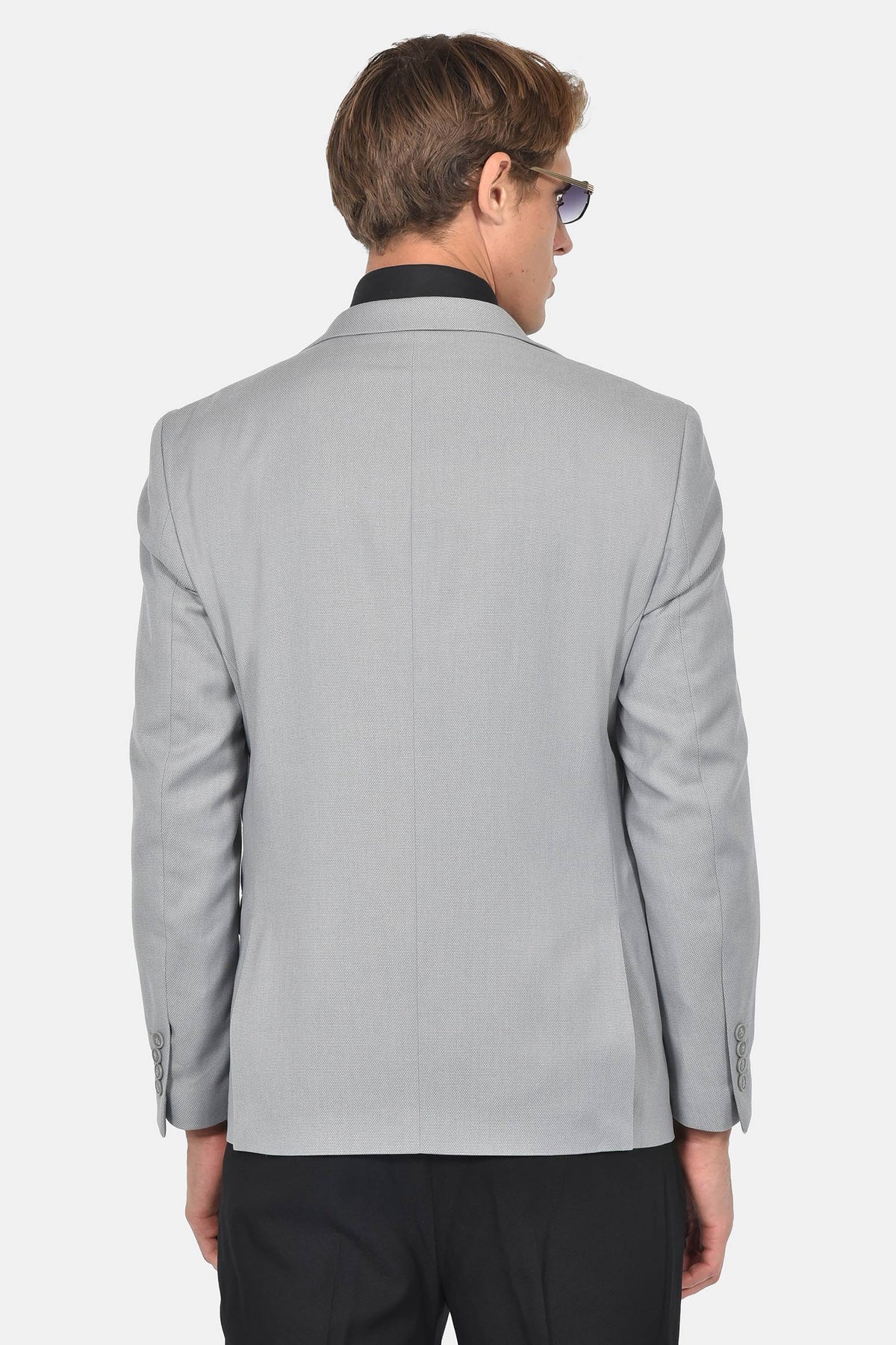 ανδρικό-σακάκι-slim-fit-με-κλασικό-πέτο-για-επίσημες-εμφανίσεις