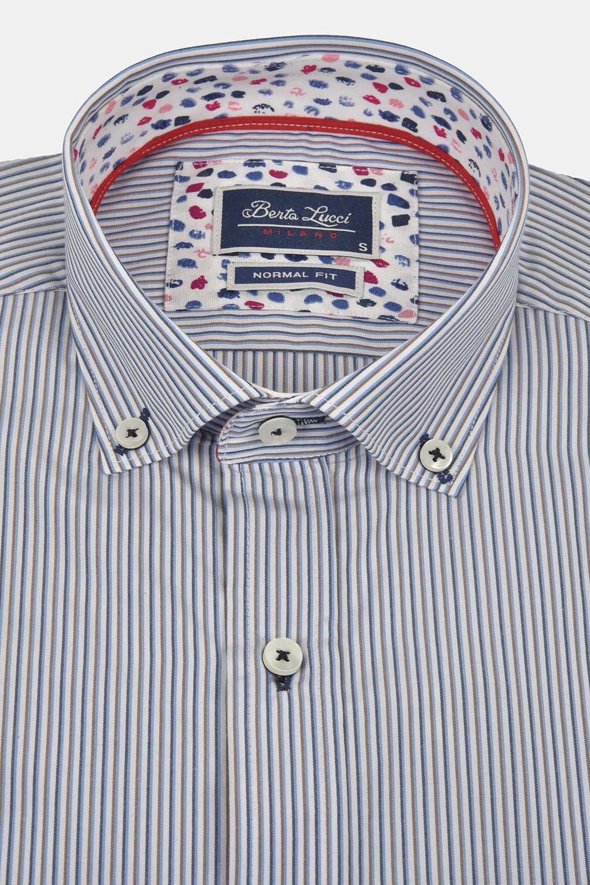 ανδρικό-ριγέ-πουκάμισο-100%-βαμβάκι-normal-fit-με-button-down-γιακά-&-εμπριμέ-πινελιά-στο-εσωτερικό