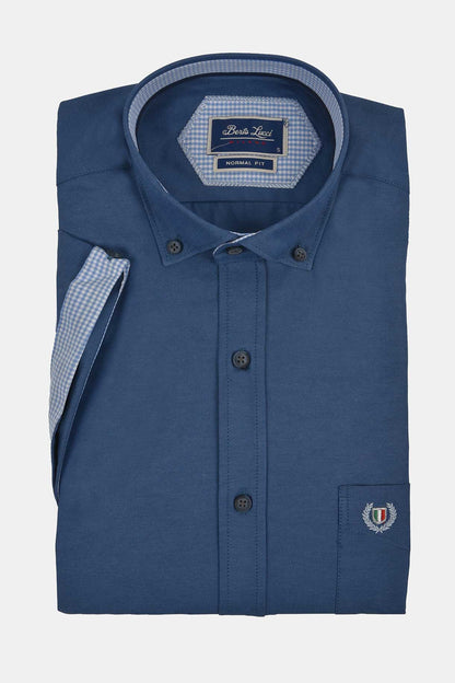 ανδρικό-κοντομάνικο-button-down-πουκάμισο-normal-fit-με-διακριτική-καρό-λεπτομέρεια-στον-γιακά