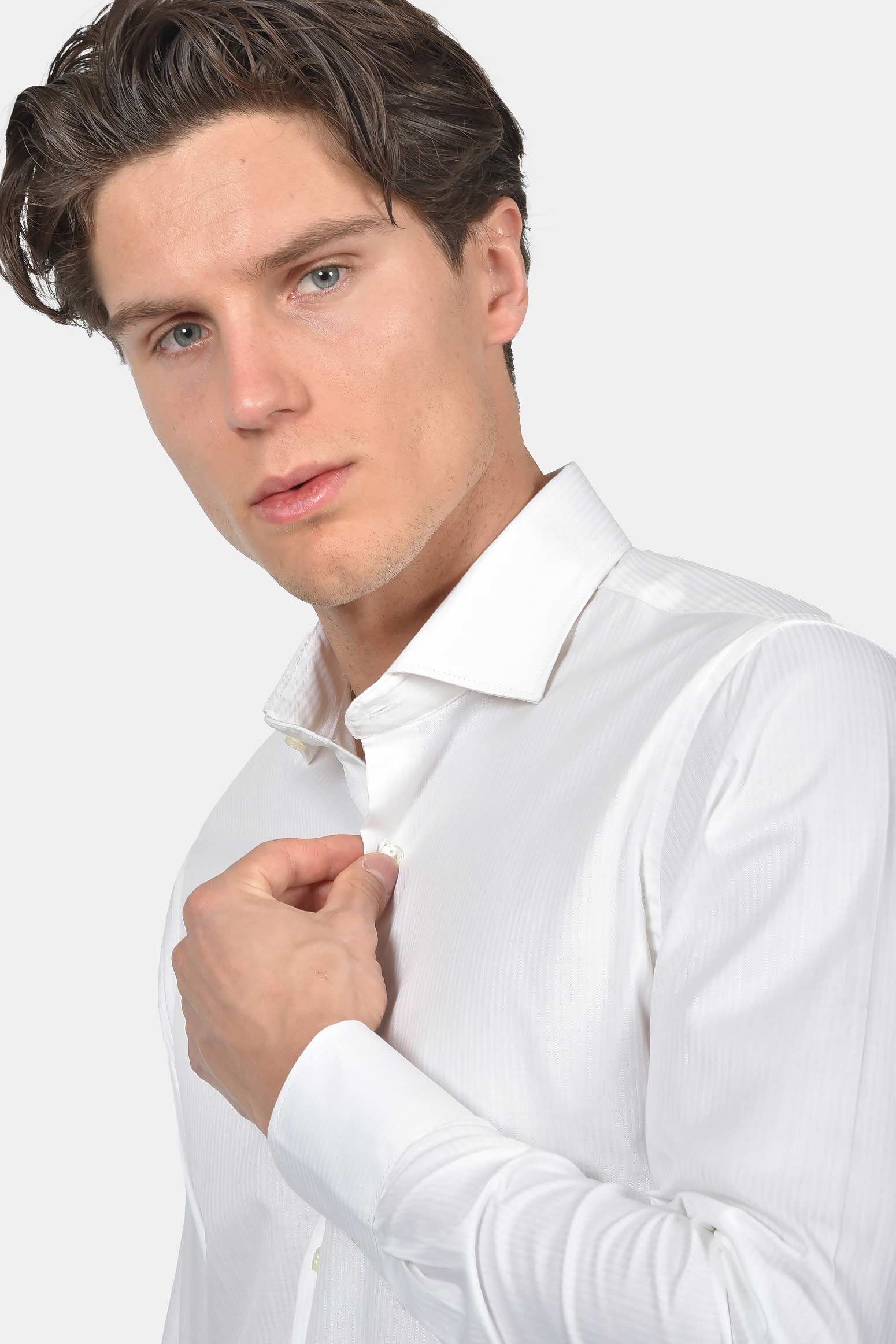 ανδρικό-πουκάμισο-normal-fit-από-100%-βαμβάκι-για-επίσημες-εμφανίσεις