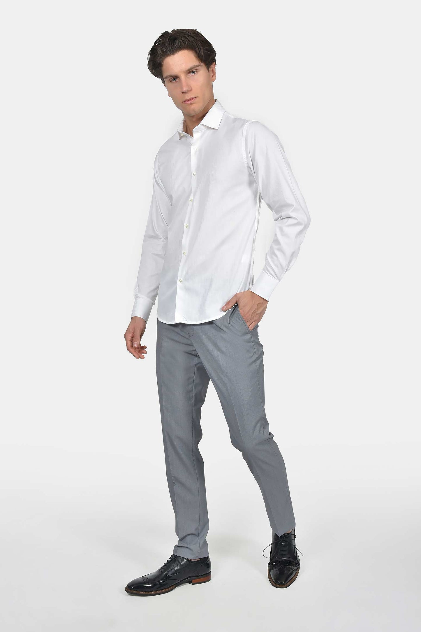 ανδρικό-πουκάμισο-normal-fit-από-100%-βαμβάκι-για-επίσημες-εμφανίσεις