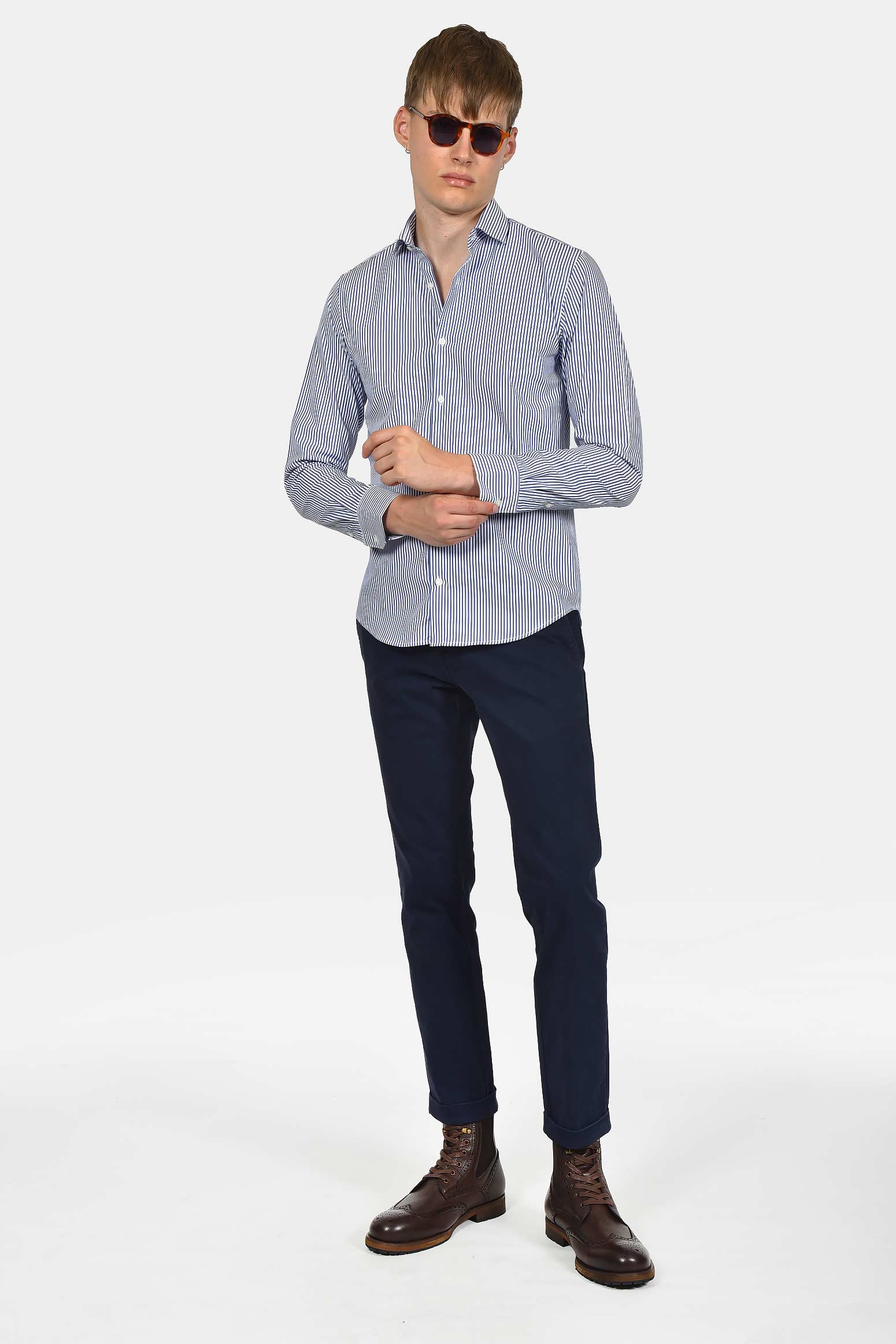 ανδρικό-ριγέ-πουκάμισο-normal-fit-ανάλαφρη-αίσθηση-και-φυσική-αναπνοή