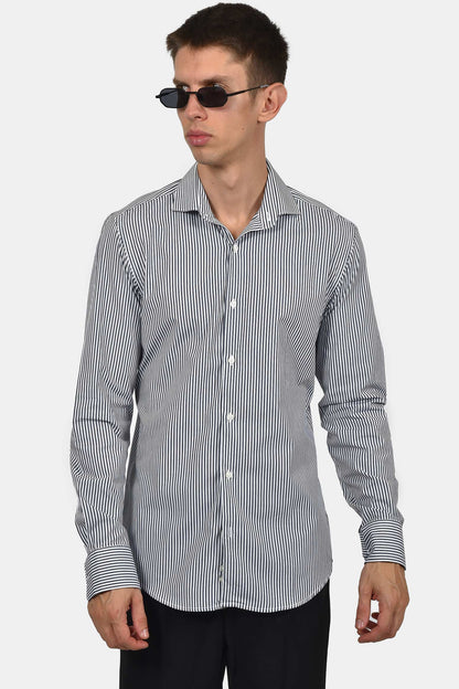 ανδρικό-ριγέ-πουκάμισο-normal-fit-ανάλαφρη-αίσθηση-και-φυσική-αναπνοή