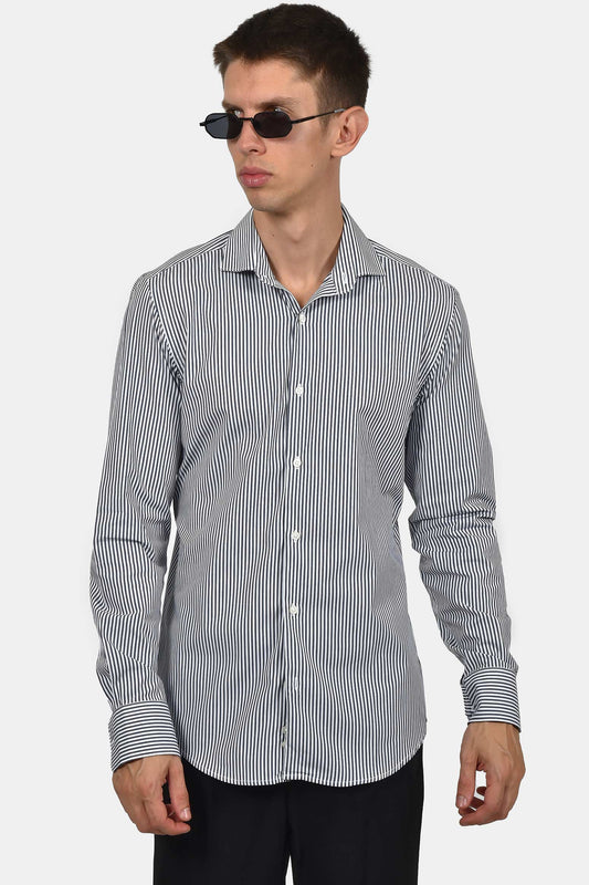 ανδρικό-ριγέ-πουκάμισο-normal-fit-ανάλαφρη-αίσθηση-και-φυσική-αναπνοή