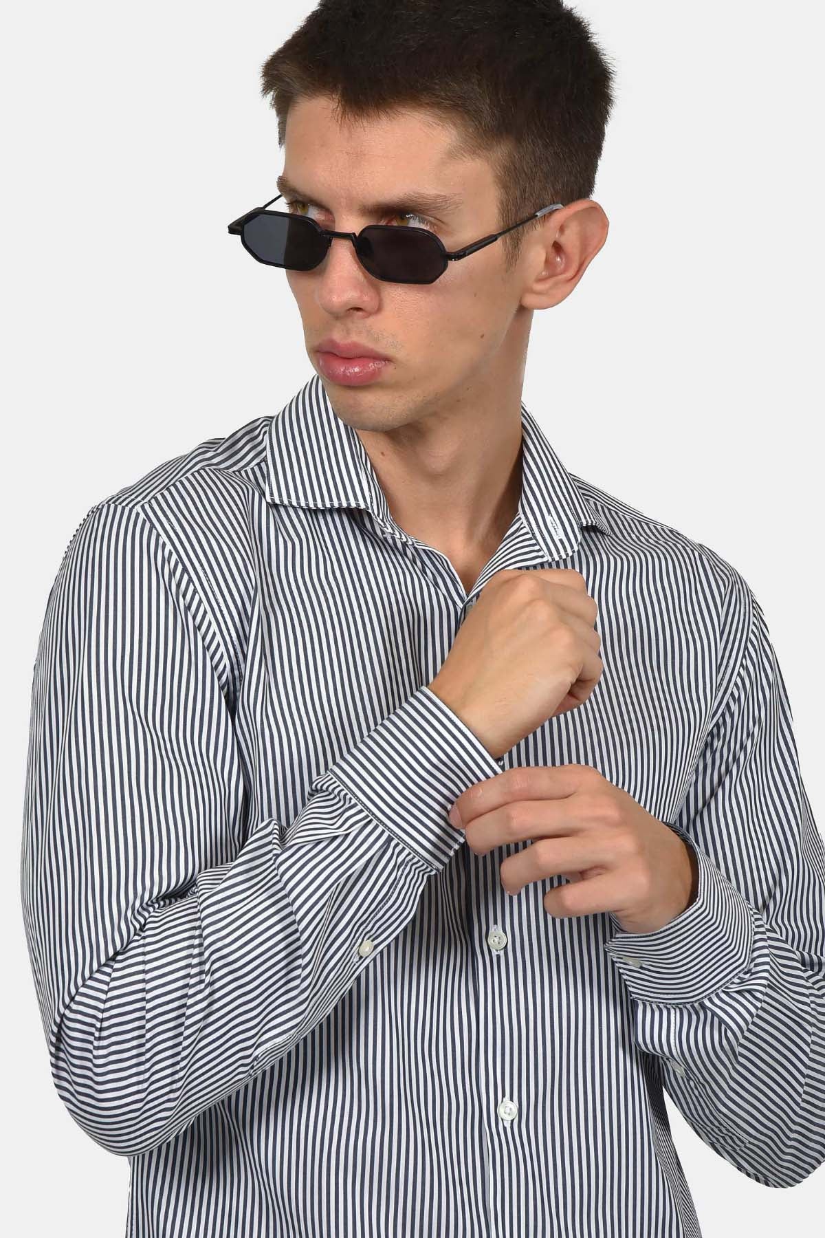 ανδρικό-ριγέ-πουκάμισο-normal-fit-ανάλαφρη-αίσθηση-και-φυσική-αναπνοή