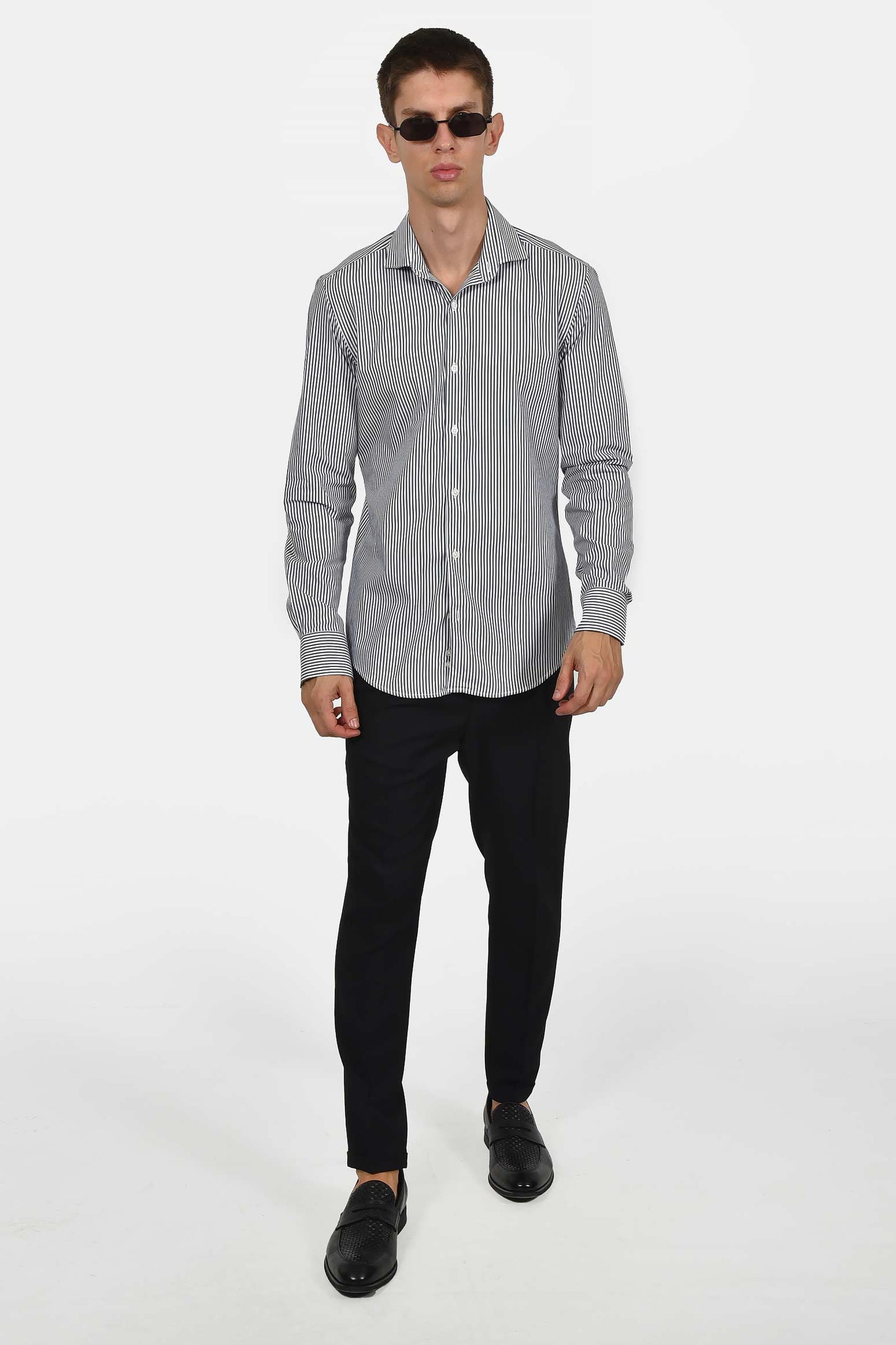 ανδρικό-ριγέ-πουκάμισο-normal-fit-ανάλαφρη-αίσθηση-και-φυσική-αναπνοή