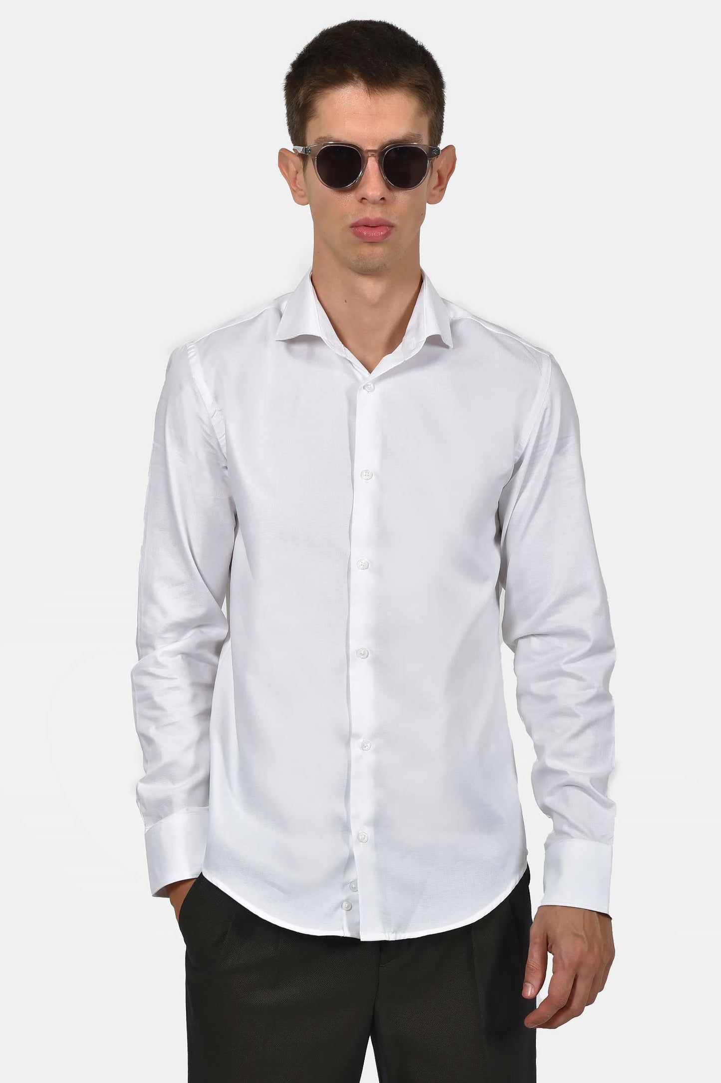 ανδρικό-επίσημο-πουκάμισο-normal-fit-100%-βαμβακερό-με-κλασικό-γιακά