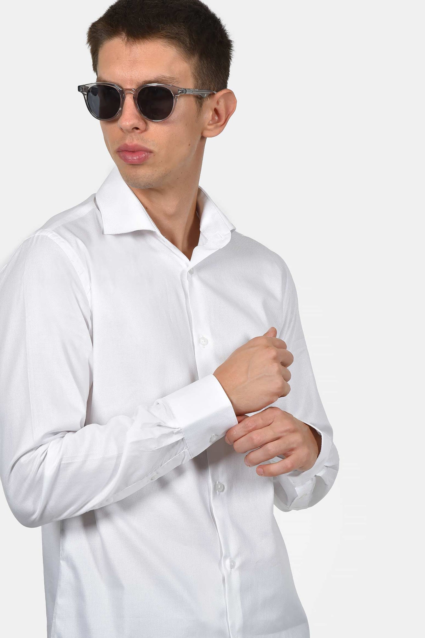ανδρικό-επίσημο-πουκάμισο-normal-fit-100%-βαμβακερό-με-κλασικό-γιακά
