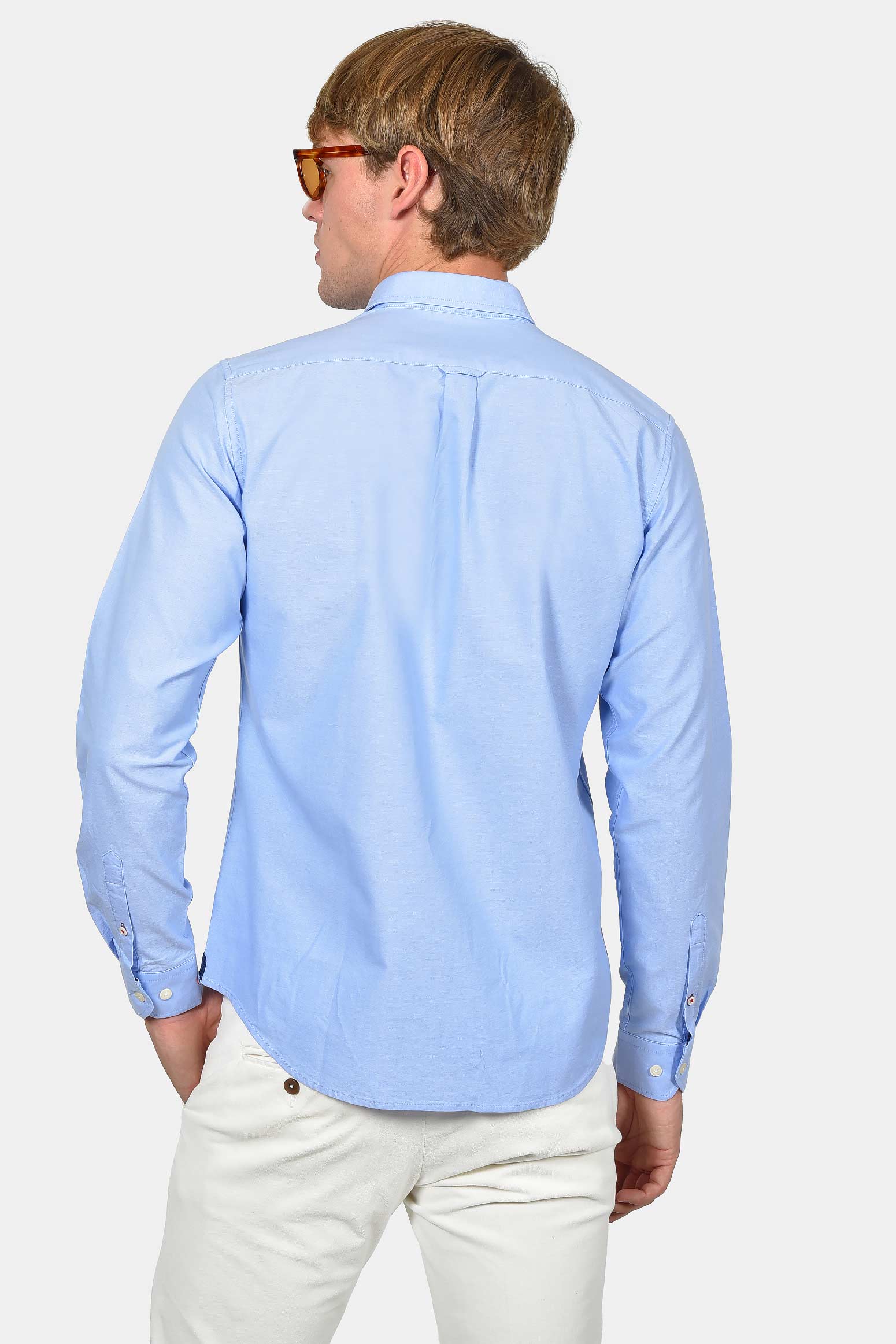 ανδρικό-πουκάμισο-button-down-100%-βαμβακερό-με-διακριτικό-κέντημα-στήθους