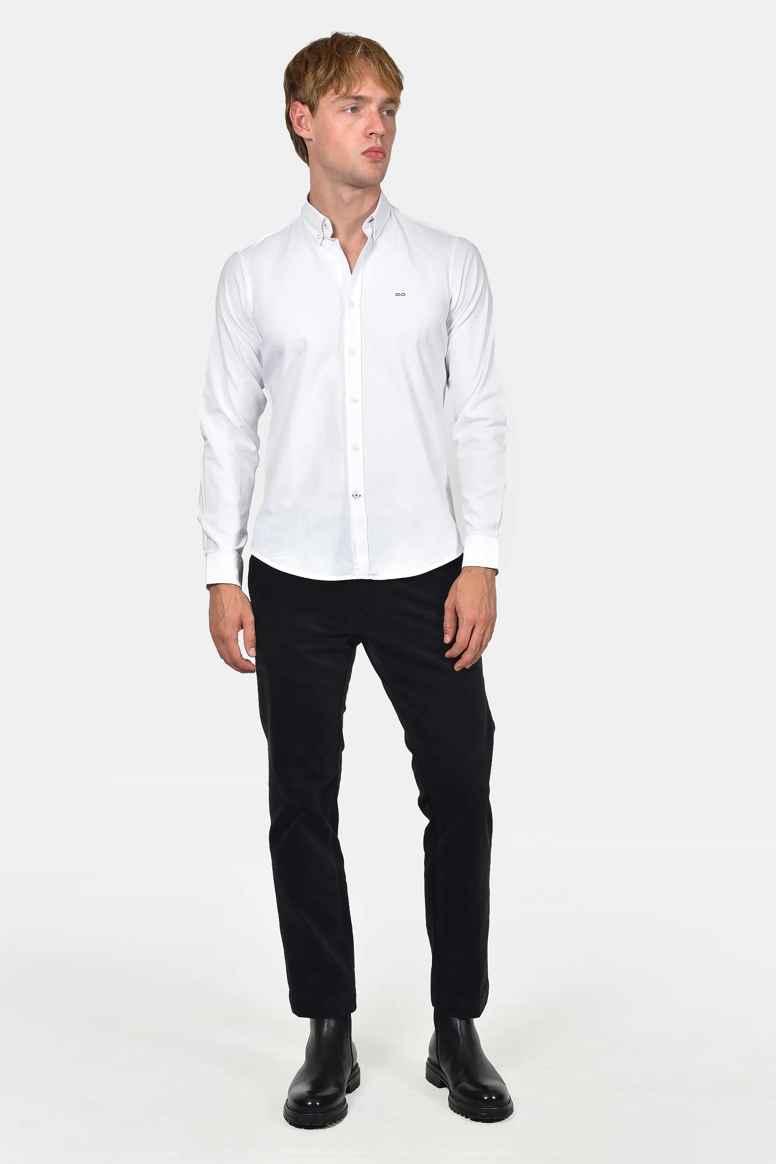 ανδρικό-πουκάμισο-button-down-100%-βαμβακερό-με-διακριτικό-κέντημα-στήθους