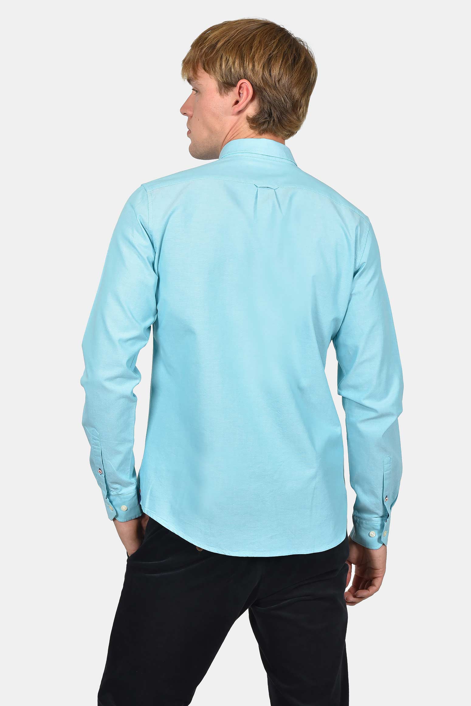 ανδρικό-πουκάμισο-button-down-100%-βαμβακερό-με-διακριτικό-κέντημα-στήθους