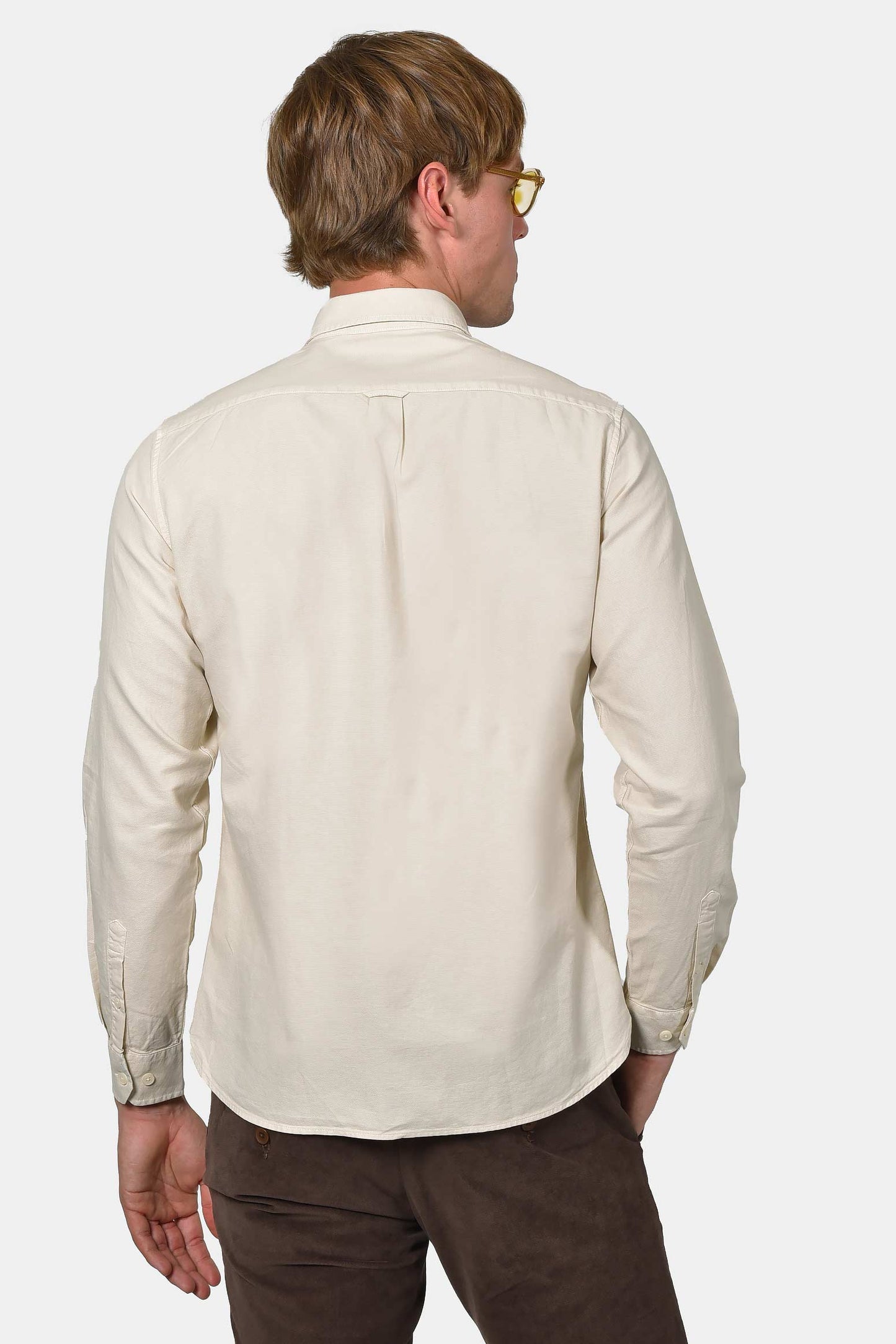 ανδρικό-πουκάμισο-button-down-custom-fit-από-100%-βαμβάκι-απαλό-και-ευκολοφόρετο