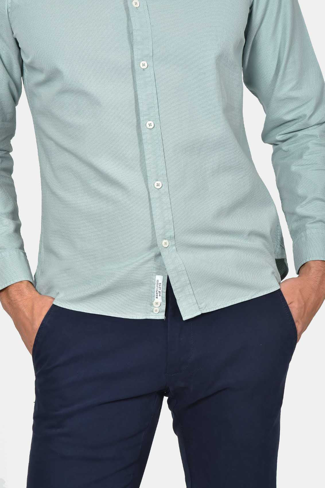 ανδρικό-πουκάμισο-button-down-custom-fit-από-100%-βαμβάκι-απαλό-και-ευκολοφόρετο