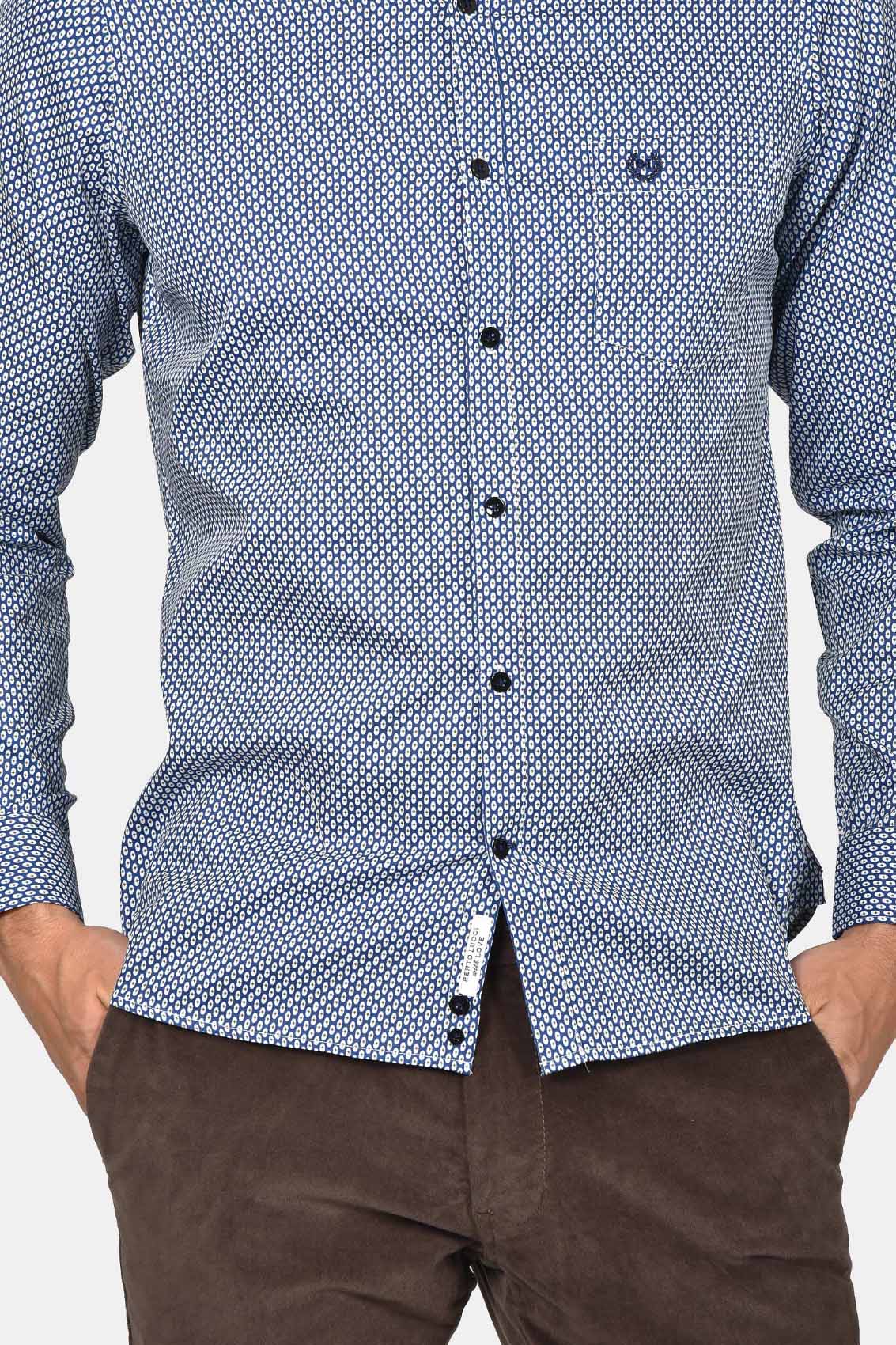 ανδρικό-εμπριμέ-πουκάμισο-custom-fit-από-100%-βαμβάκι-κομψό-ύφασμα-που-αναδεικνύει-κάθε-εμφάνιση