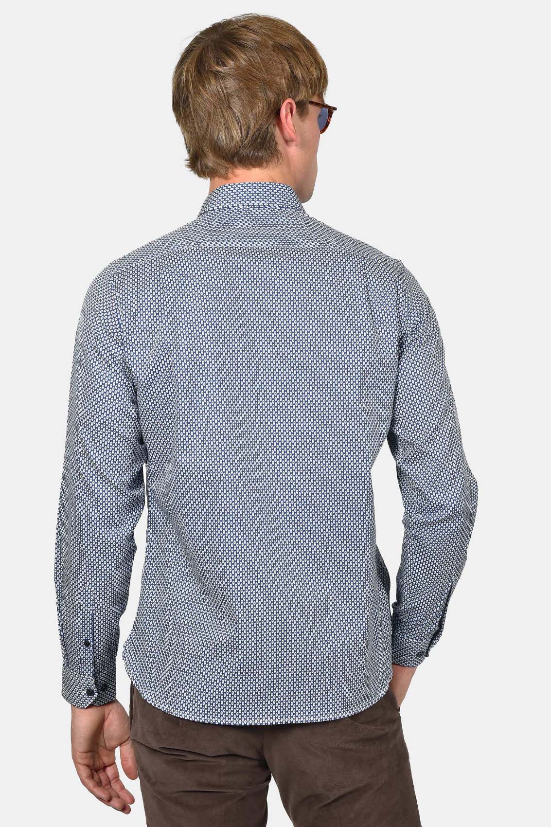 ανδρικό-εμπριμέ-πουκάμισο-custom-fit-από-100%-βαμβάκι-κομψό-ύφασμα-που-αναδεικνύει-κάθε-εμφάνιση