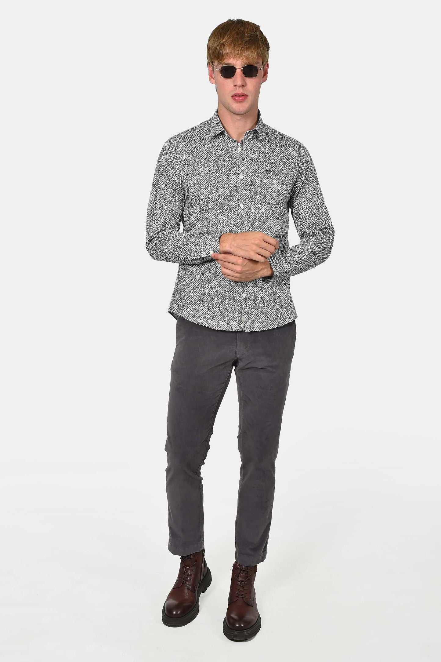 ανδρικό-εμπριμέ-πουκάμισο-custom-fit-από-100%-βαμβάκι-ανάλαφρη-υφή-για-άνεση-και-στυλ