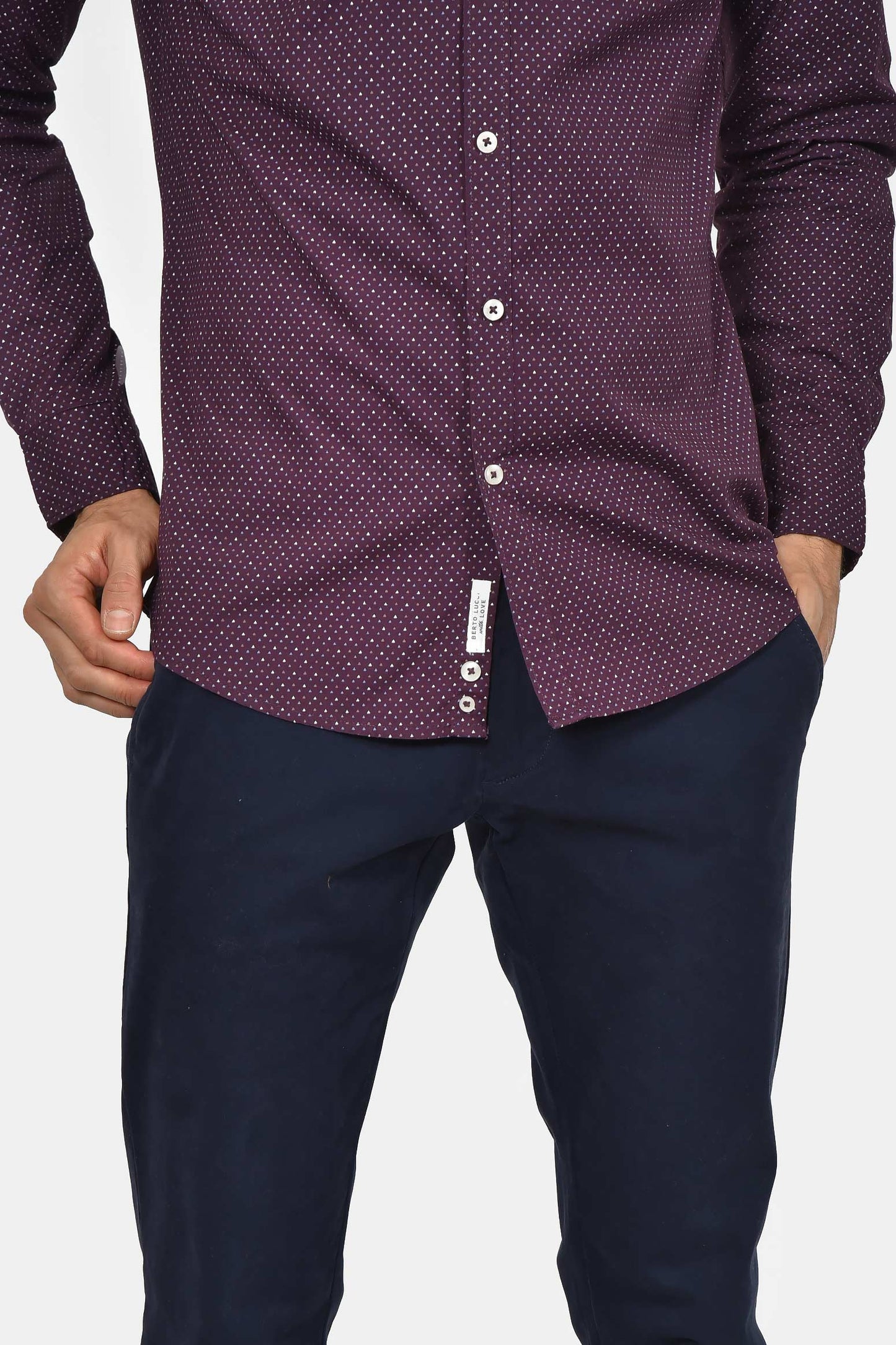 ανδρικό-εμπριμέ-βαμβακερό-πουκάμισο-με-κεντητό-τύπωμα