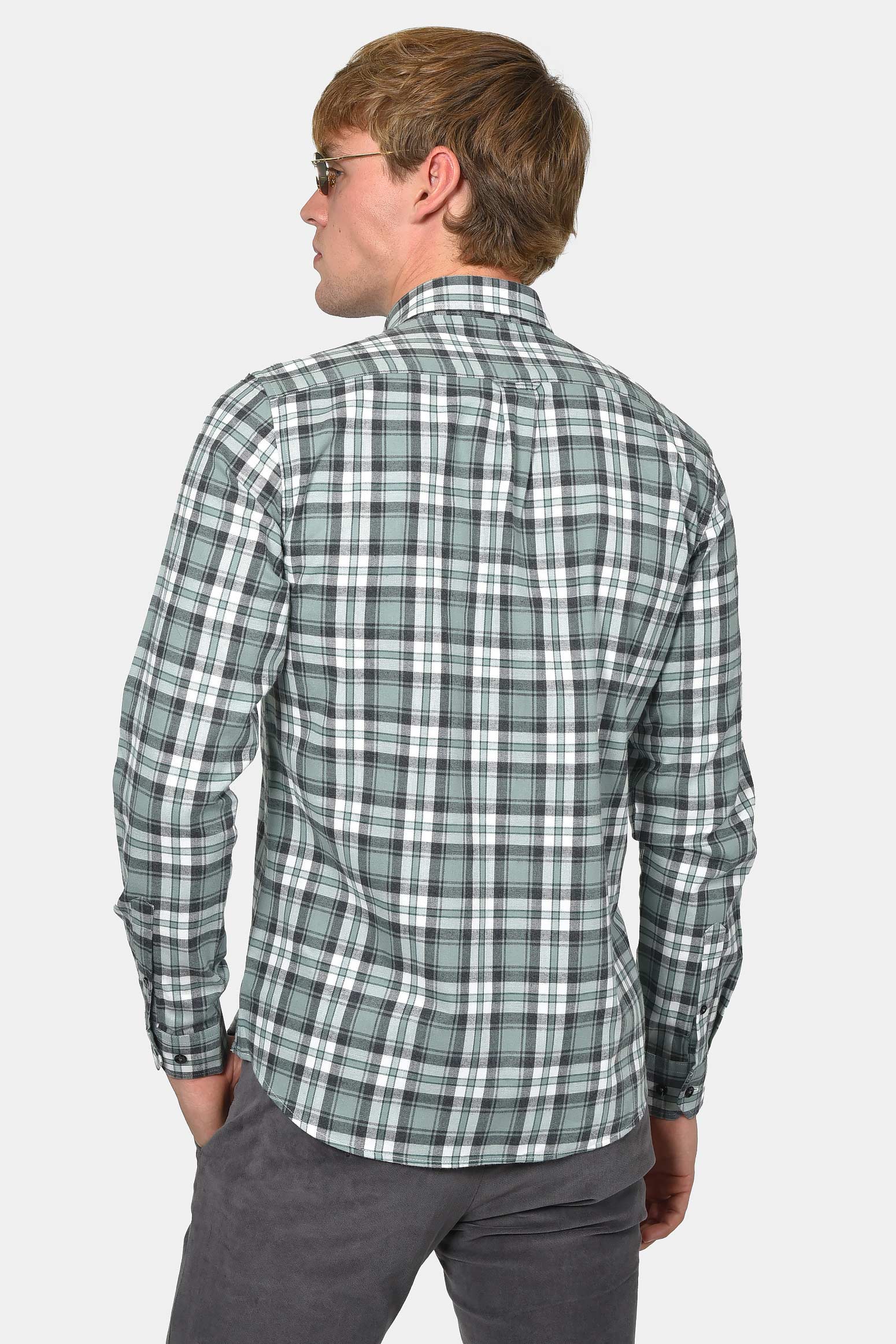 ανδρικό-καρό-πουκάμισο-custom-fit-από-βαμβάκι-δροσερό-και-άνετο-στην-αφή