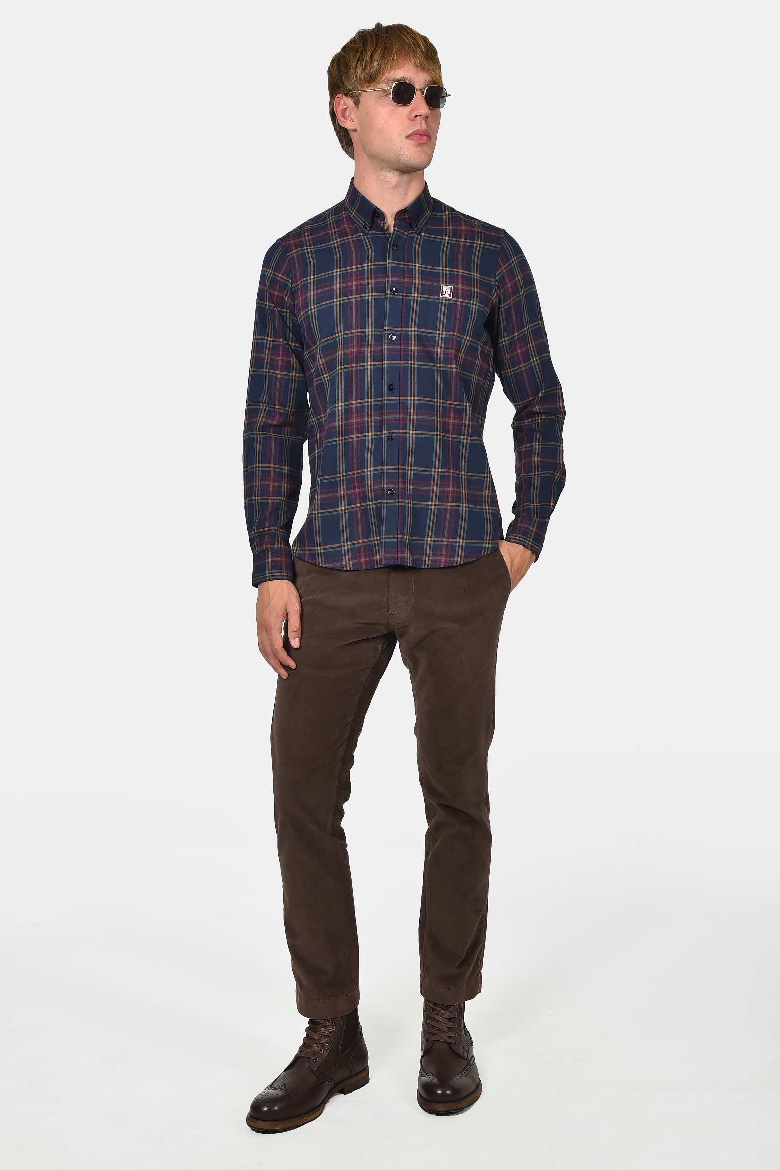 ανδρικό-καρό-πουκάμισο-custom-fit-από-100%-βαμβάκι-αναπνεύσιμο-ύφασμα-για-άνεση-όλη-μέρα