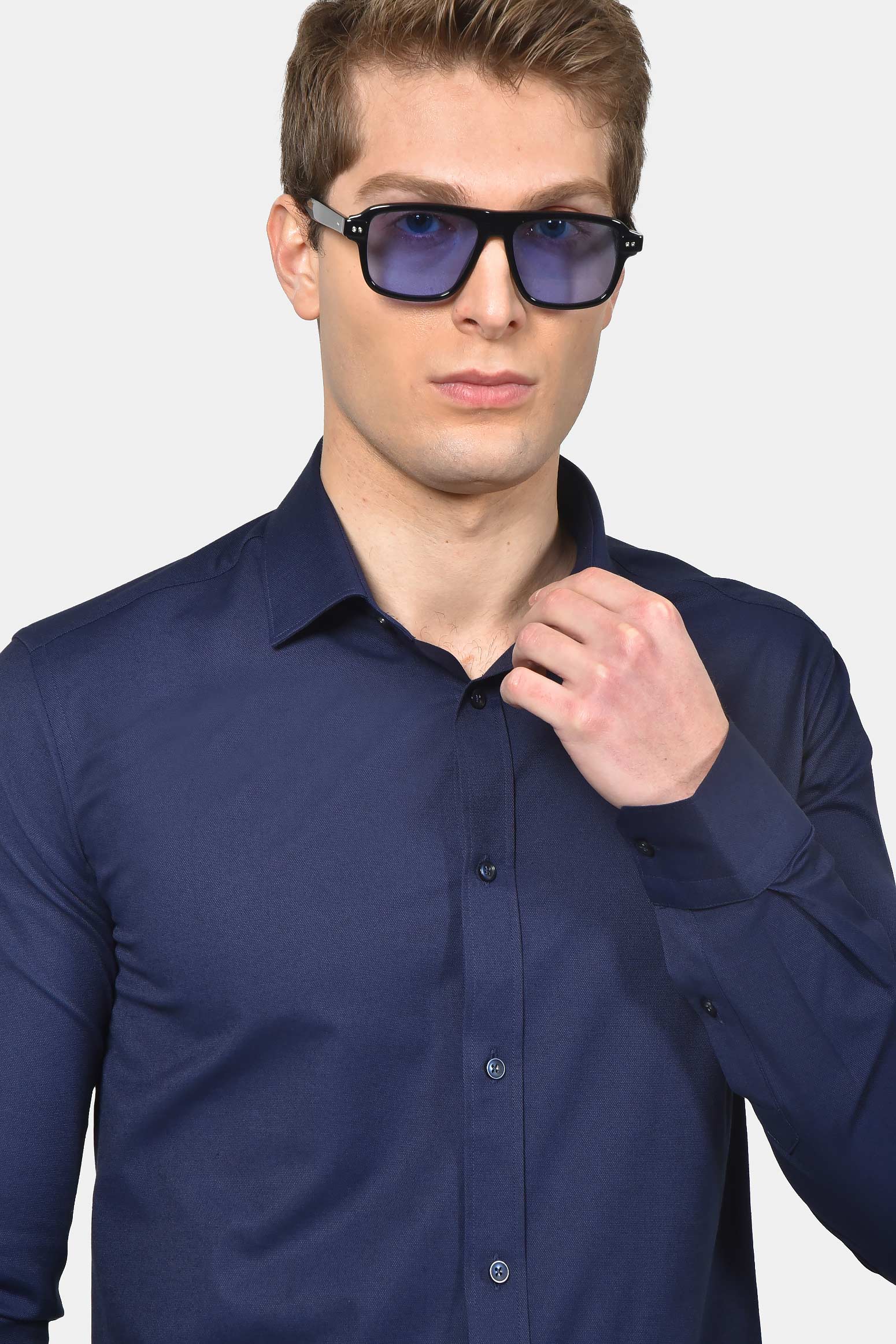 ανδρικό-επίσημο-πουκάμισο-slim-fit-ελαστική-εφαρμογή-&-καθαρή-γραμμή