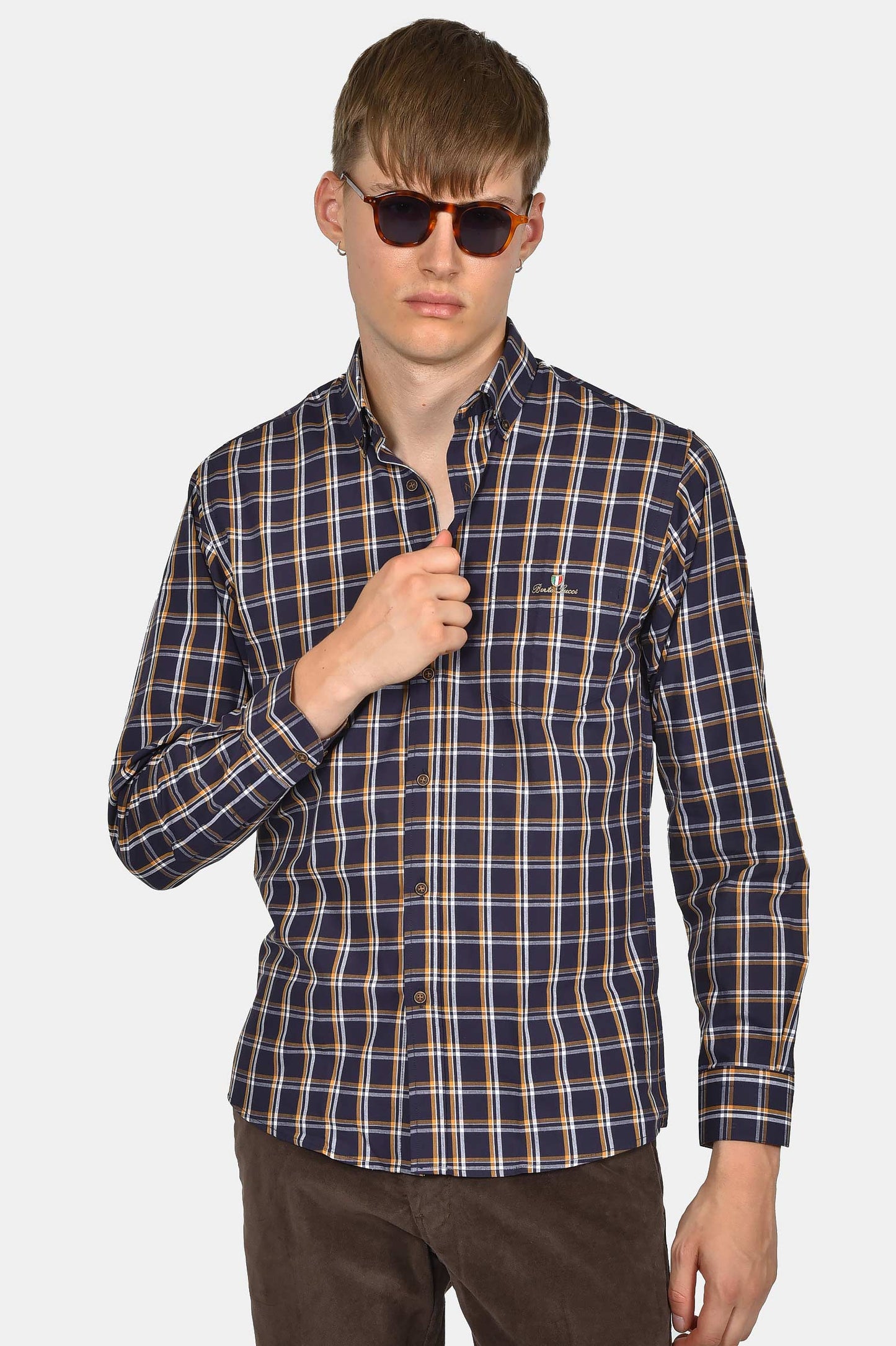 ανδρικό-πουκάμισο-normal-fit-με-κλασικό-καρό-σχέδιο