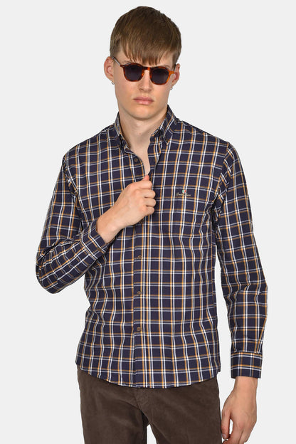 ανδρικό-πουκάμισο-normal-fit-με-κλασικό-καρό-σχέδιο