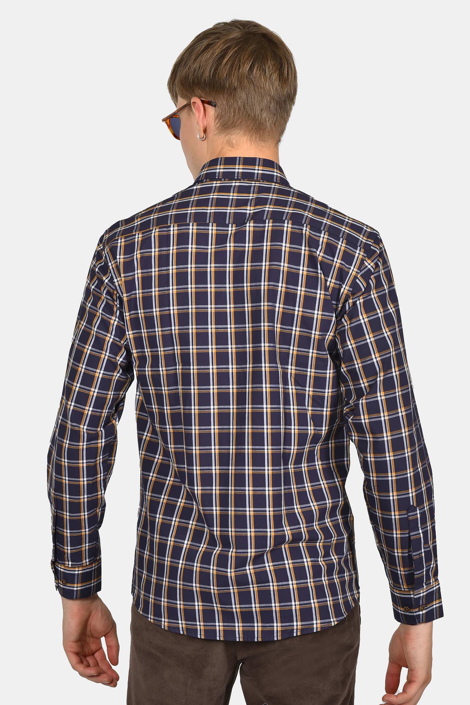 ανδρικό-πουκάμισο-normal-fit-με-κλασικό-καρό-σχέδιο