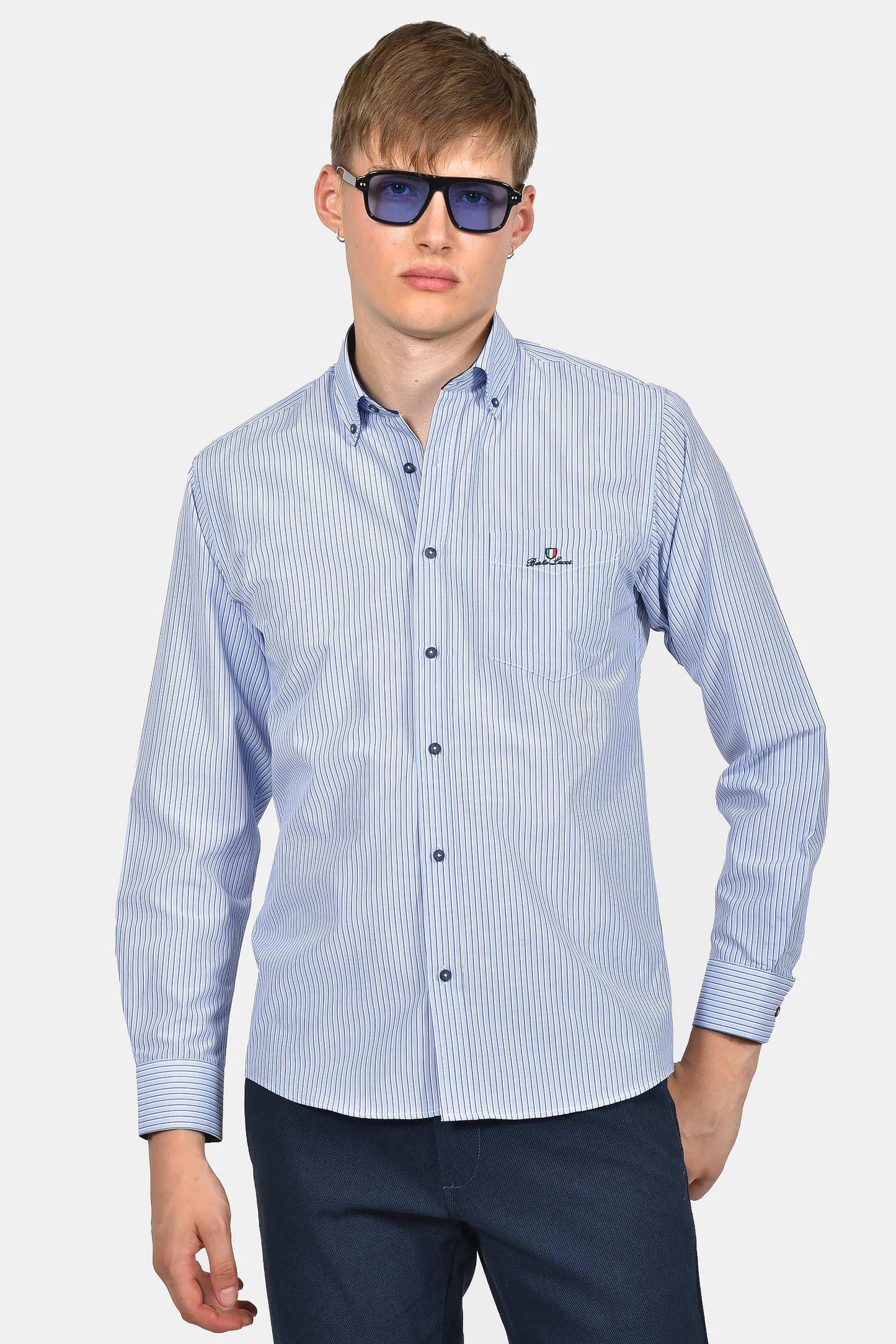 ανδρικό-ριγέ-πουκάμισο-normal-fit-με-τσέπη-στο-στήθος