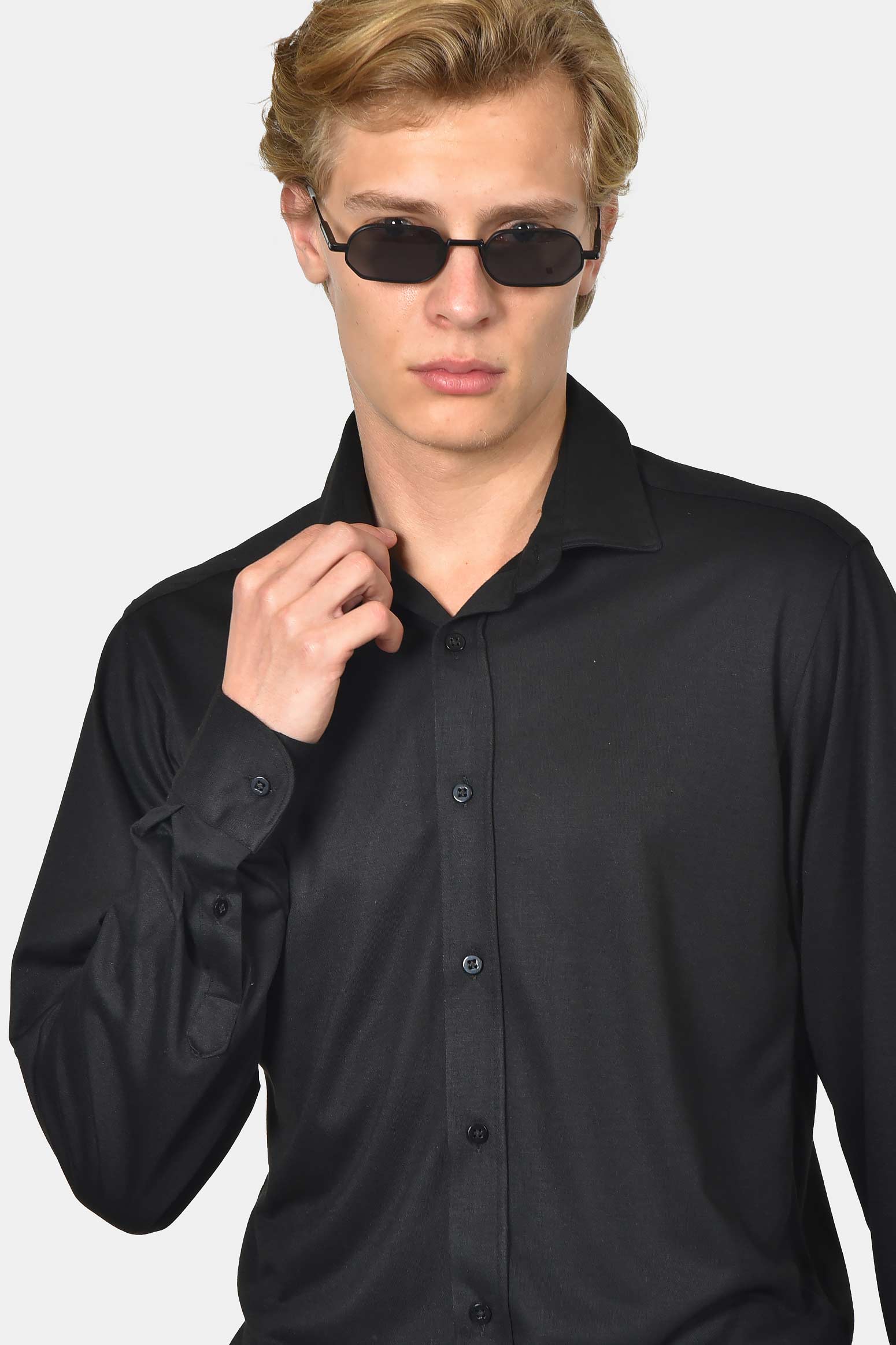 ανδρικό-επίσημο-πουκάμισο-σε-κανονική-γραμμή-από-100%-βαμβάκι