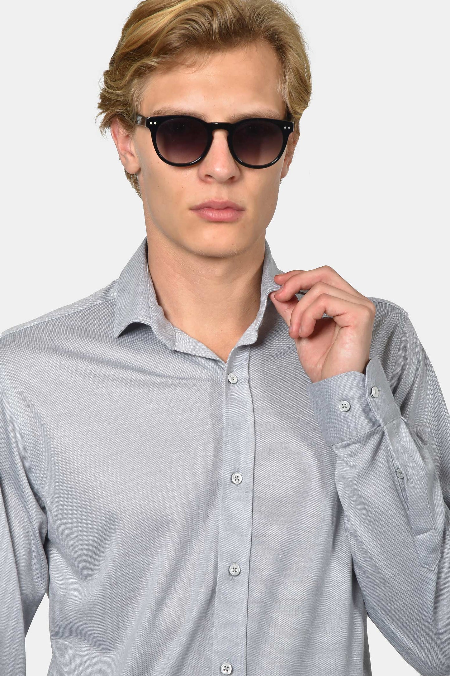 ανδρικό-επίσημο-πουκάμισο-σε-κανονική-γραμμή-από-100%-βαμβάκι