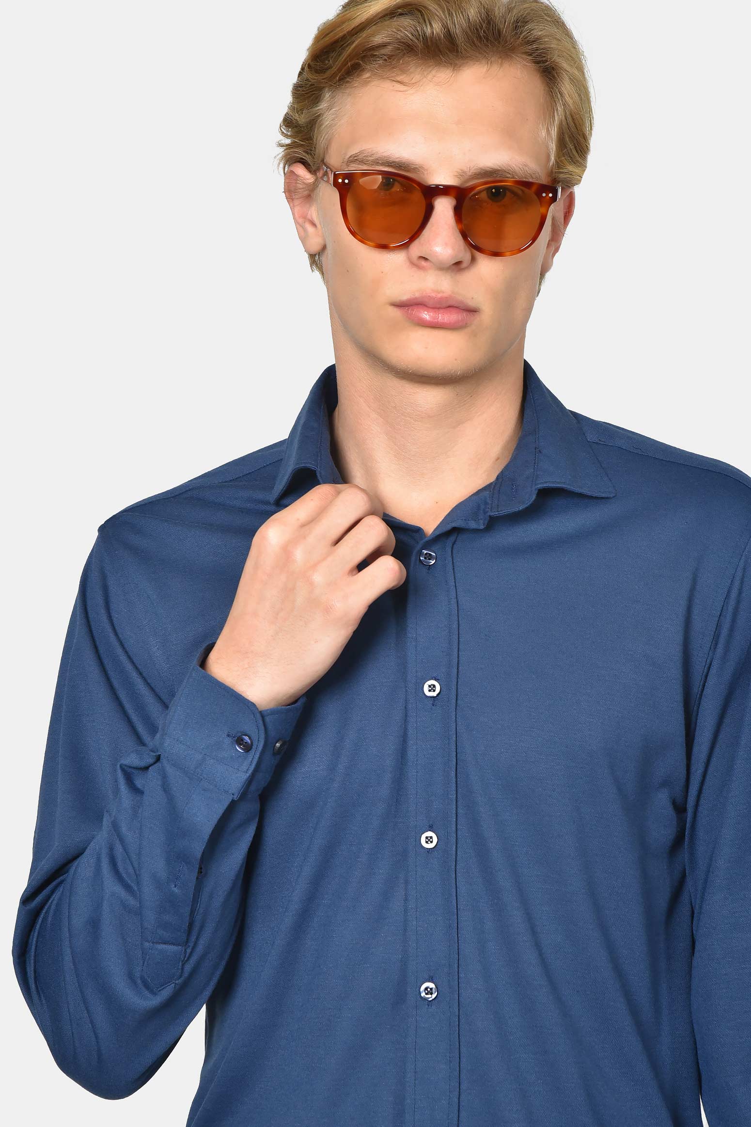 ανδρικό-επίσημο-πουκάμισο-σε-κανονική-γραμμή-από-100%-βαμβάκι