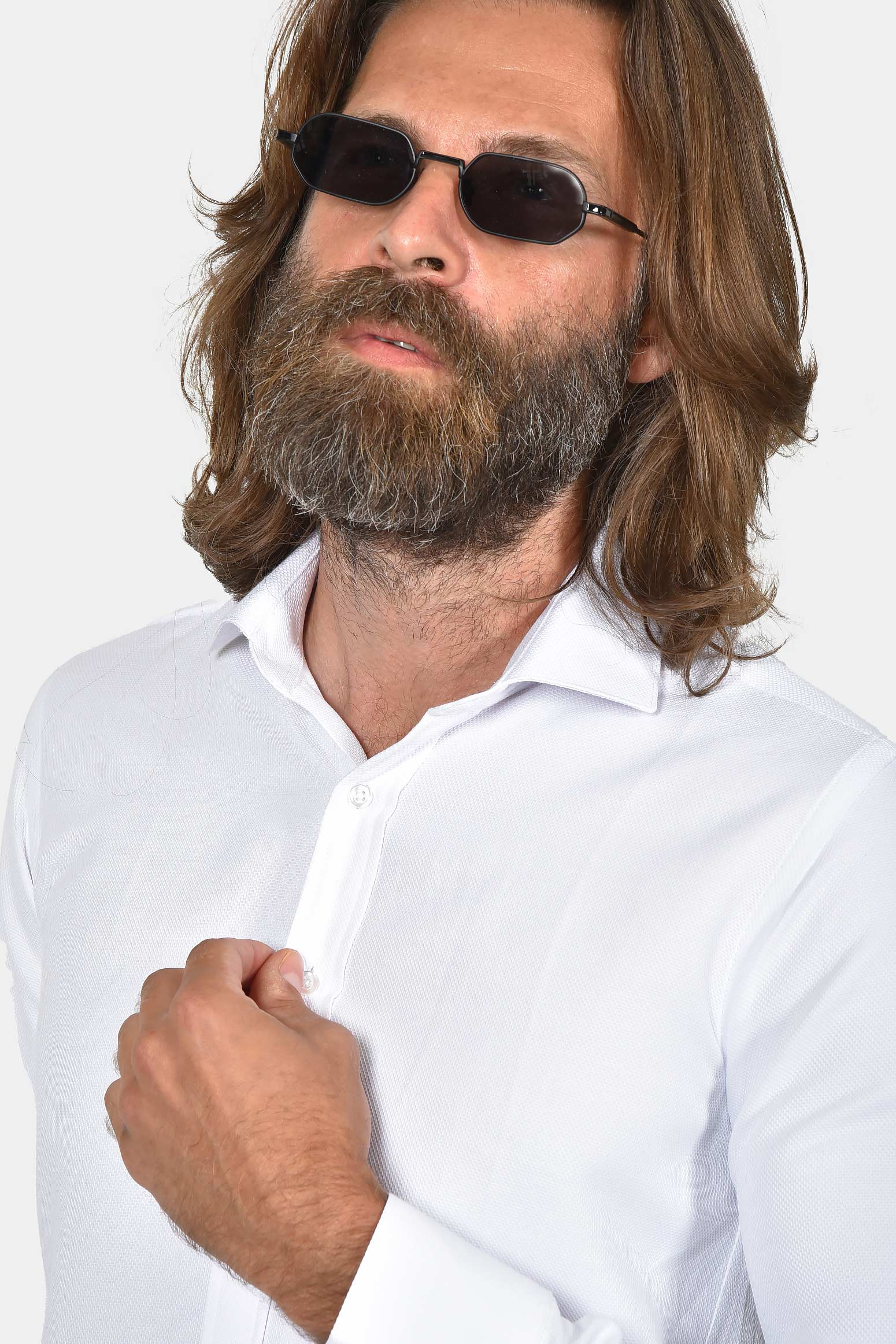 ανδρικό-επίσημο-πουκάμισο-slim-fit-με-μοντέρνα-γραμμή