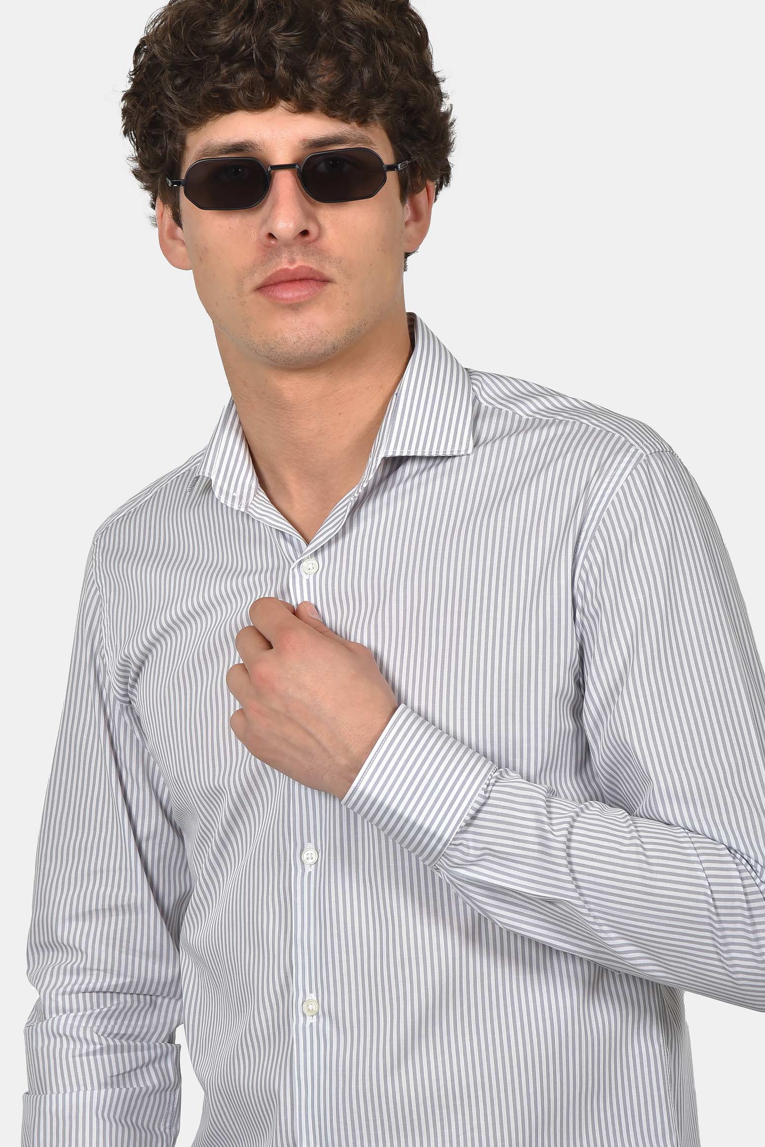 ανδρικό-ριγέ-πουκάμισο-normal-fit-από-100%-βαμβάκι-με-διαχρονικό-στυλ