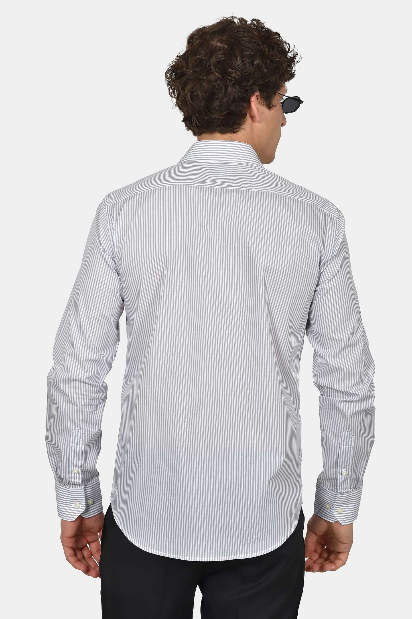 ανδρικό-ριγέ-πουκάμισο-normal-fit-από-100%-βαμβάκι-με-διαχρονικό-στυλ