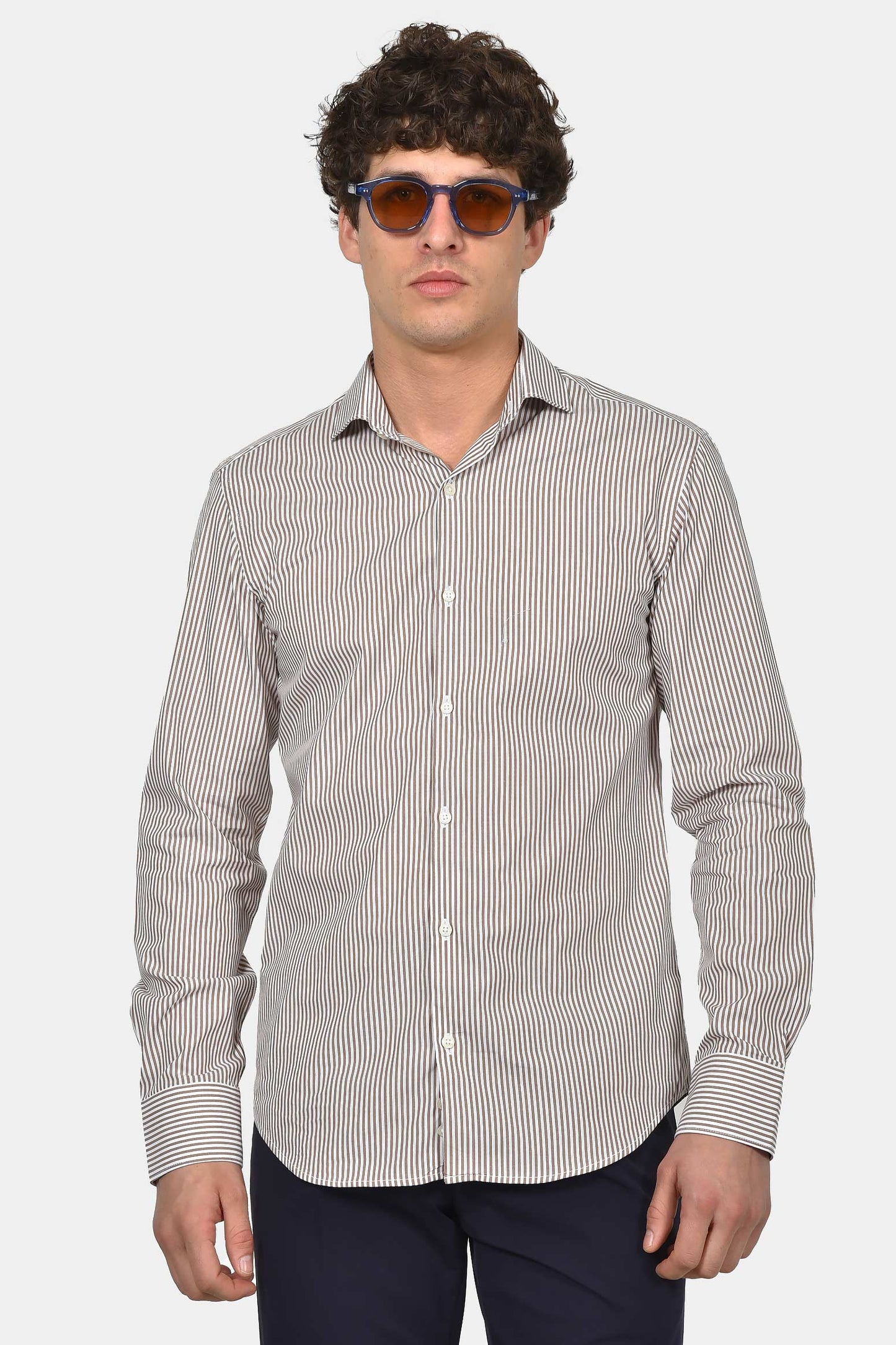 ανδρικό-ριγέ-πουκάμισο-normal-fit-από-100%-βαμβάκι-με-διαχρονικό-στυλ