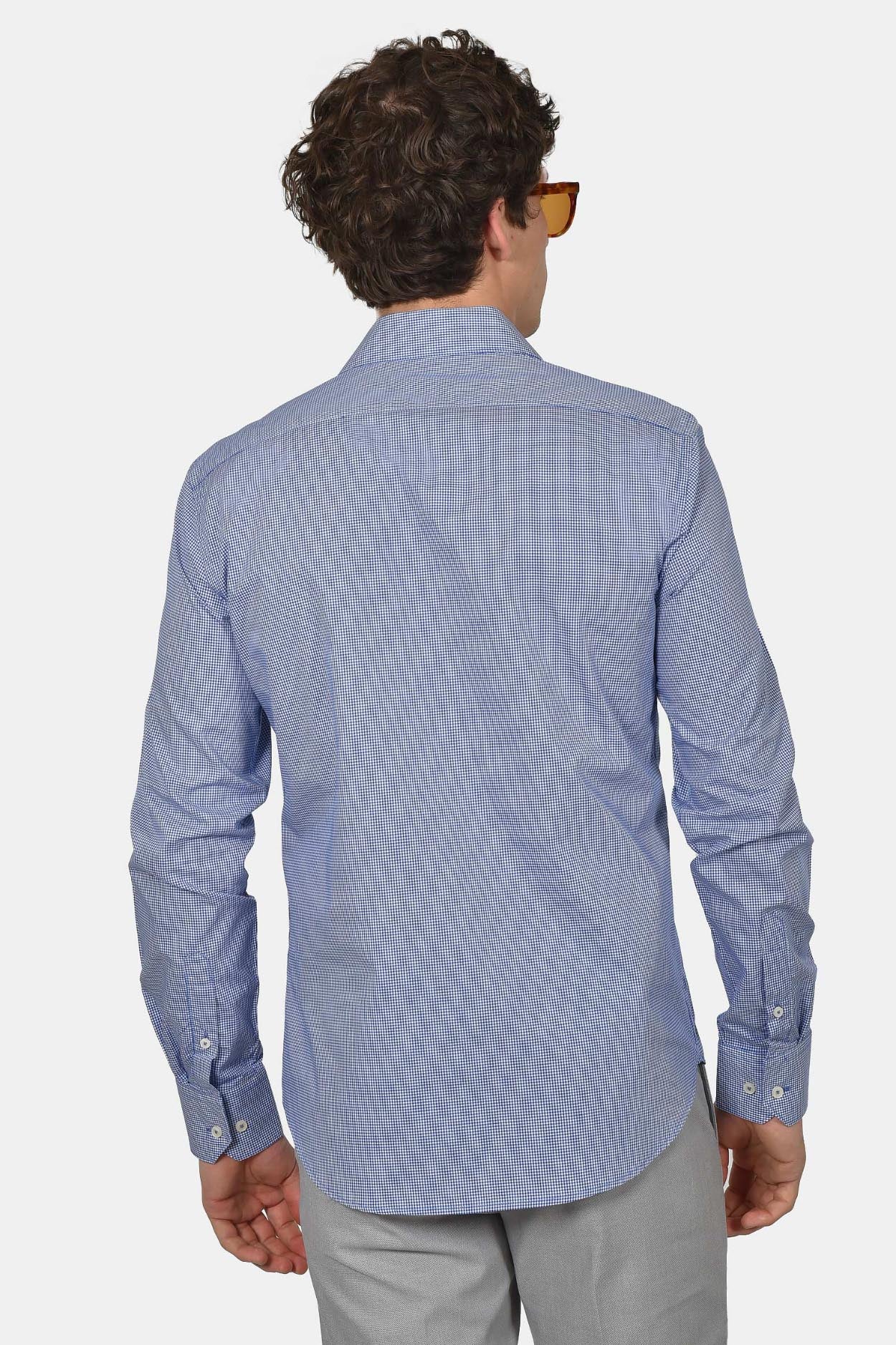 ανδρικό-επίσημο-πουκάμισο-normal-fit-από-100%-βαμβάκι-με-διακριτικό-μικρό-καρό