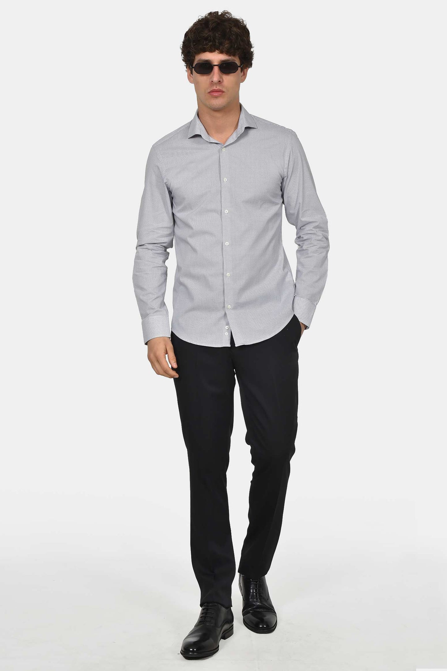 ανδρικό-επίσημο-πουκάμισο-normal-fit-από-100%-βαμβάκι-με-διακριτικό-μικρό-καρό