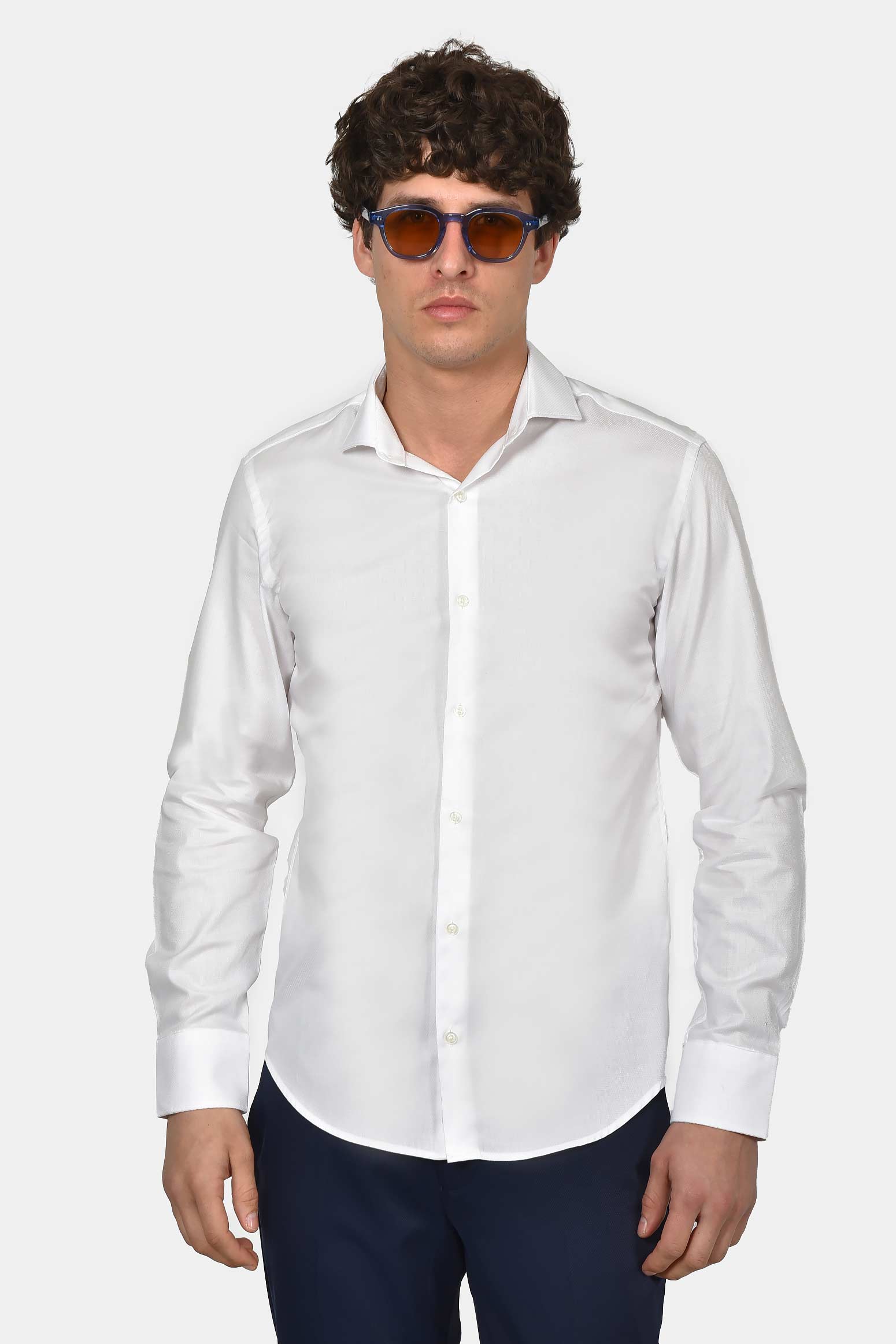 ανδρικό-επίσημο-πουκάμισο-normal-fit-από-βαμβάκι-με-κλασική-κομψότητα