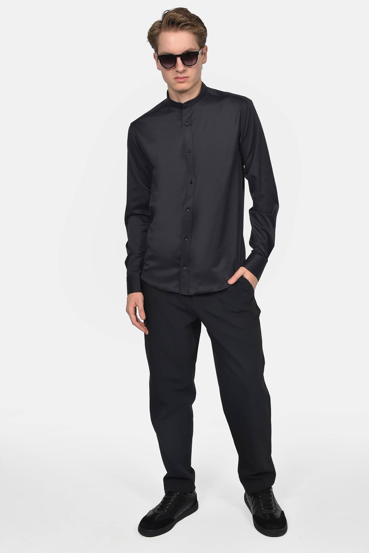 ανδρικό-επίσημο-πουκάμισο-με-γιακά-μάο-slim-fit-&-σατέν-όψη-για-μοντέρνο-στυλ