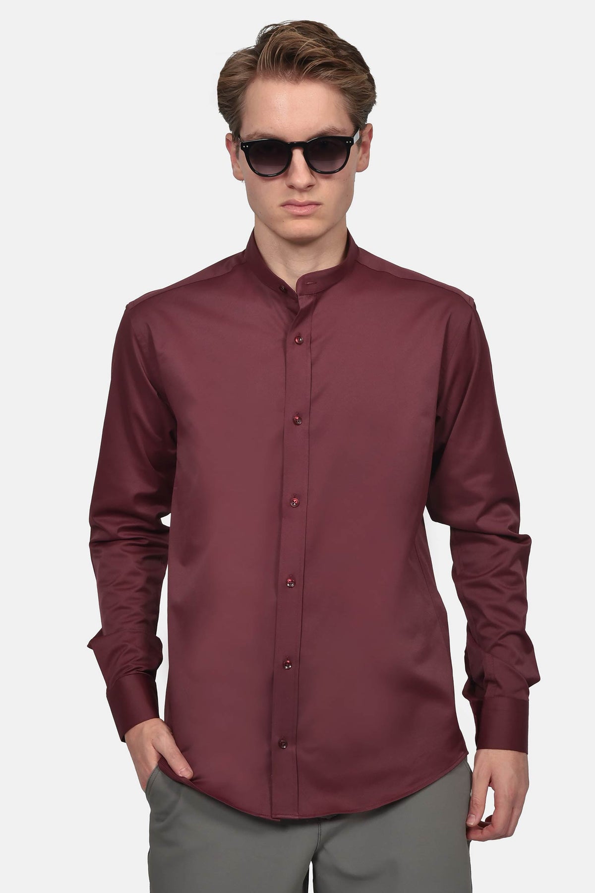 ανδρικό-επίσημο-πουκάμισο-με-γιακά-μάο-slim-fit-&-σατέν-όψη-για-μοντέρνο-στυλ