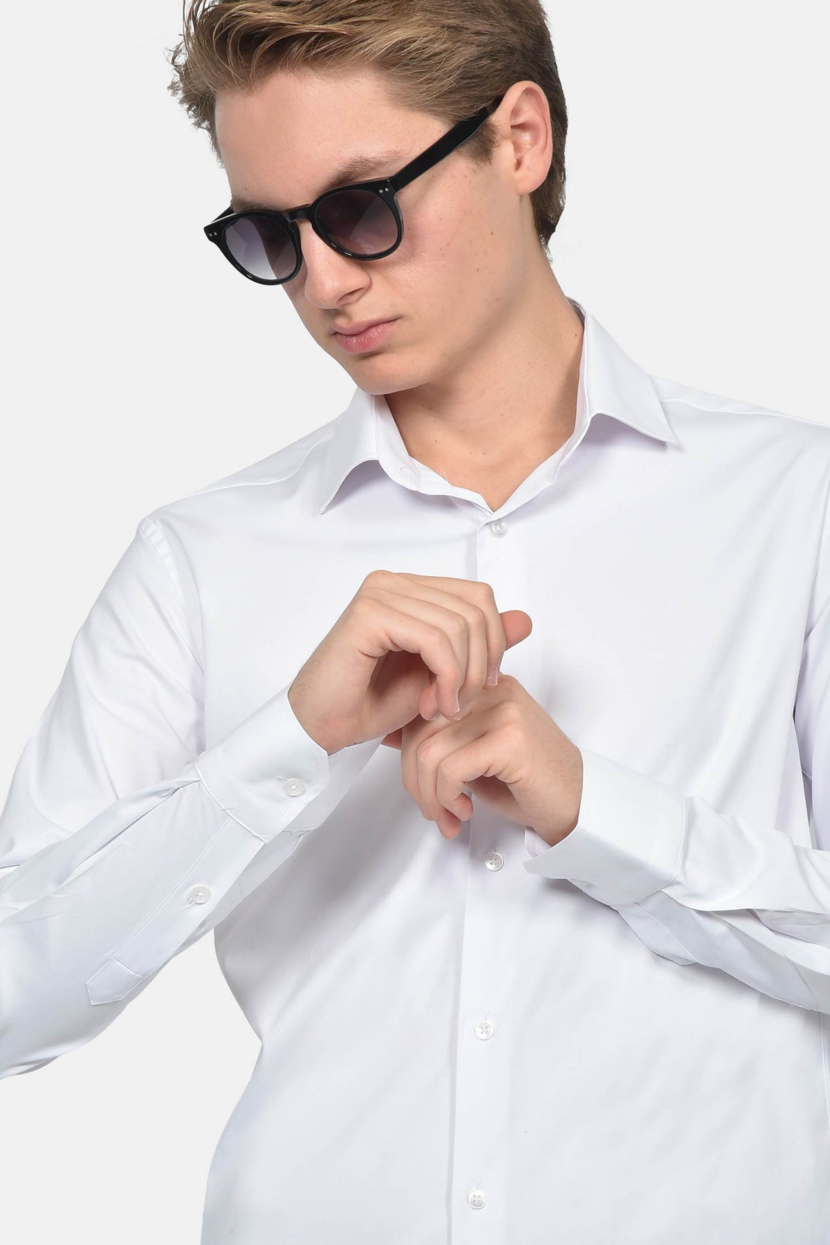 ανδρικό-επίσημο-πουκάμισο-slim-fit-με-ελαστική-άνεση-για-κομψές-εμφανίσεις