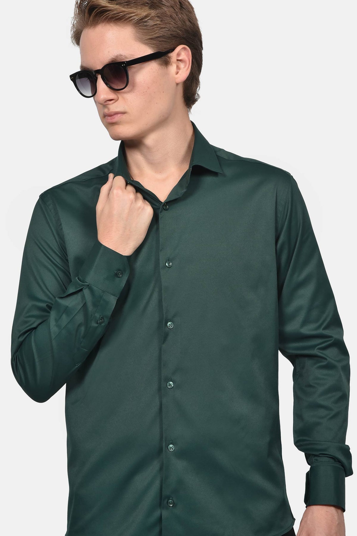 ανδρικό-επίσημο-πουκάμισο-slim-fit-με-ελαστική-άνεση-για-κομψές-εμφανίσεις