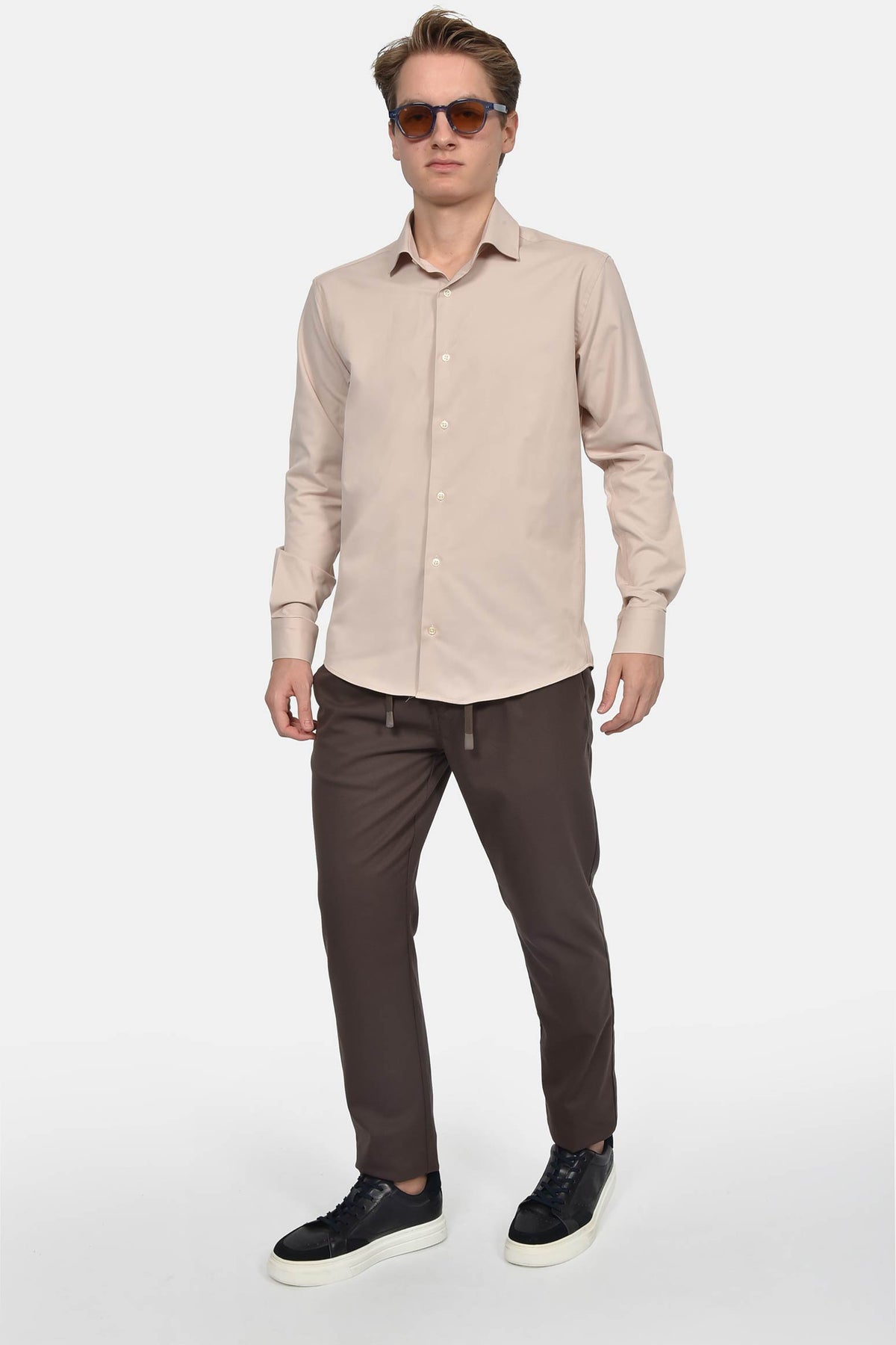 ανδρικό-επίσημο-πουκάμισο-slim-fit-με-ελαστική-άνεση-για-κομψές-εμφανίσεις