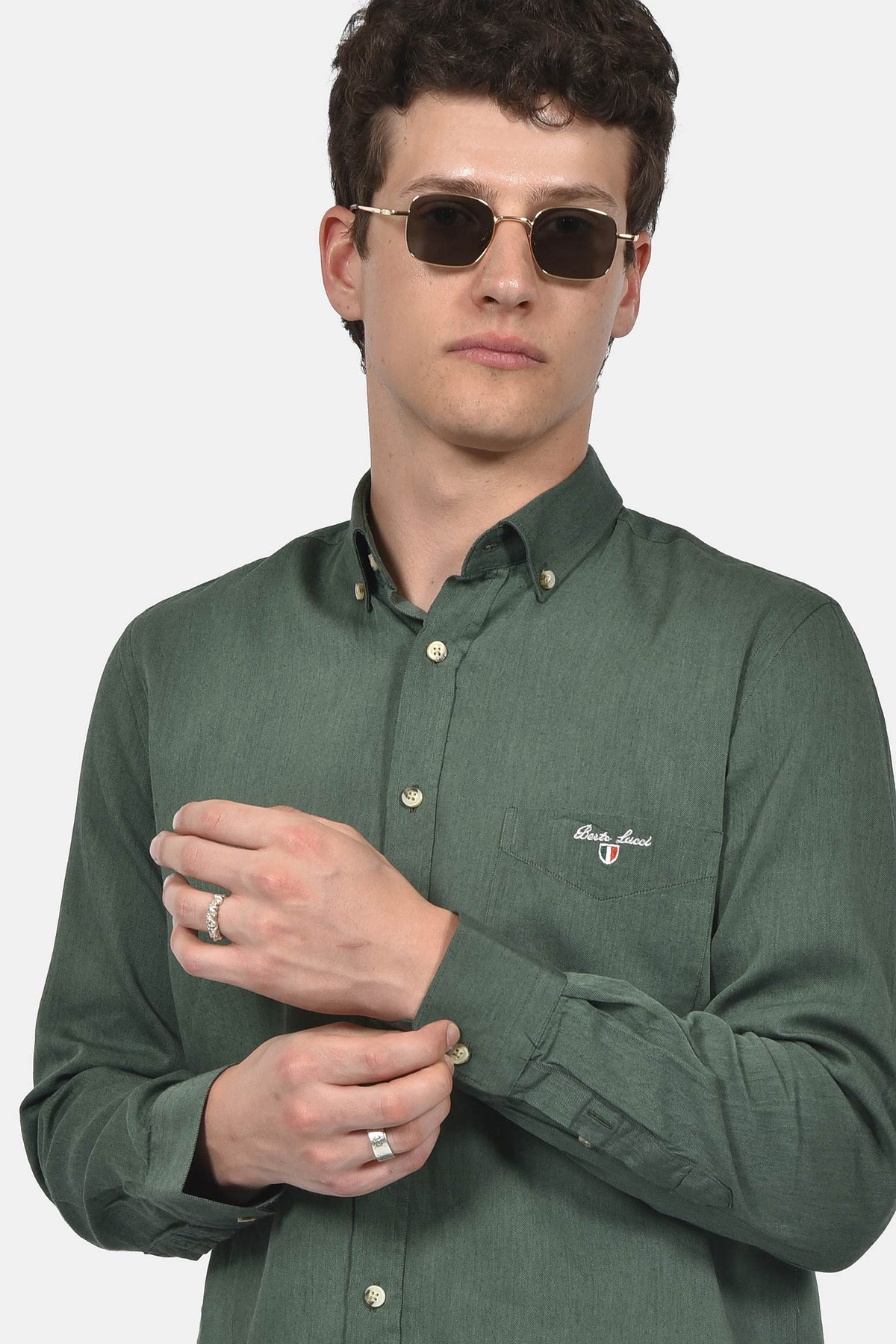 ανδρικό-button-down-πουκάμισο-100%-βαμβάκι-regular-fit-για-κομψή-εμφάνιση