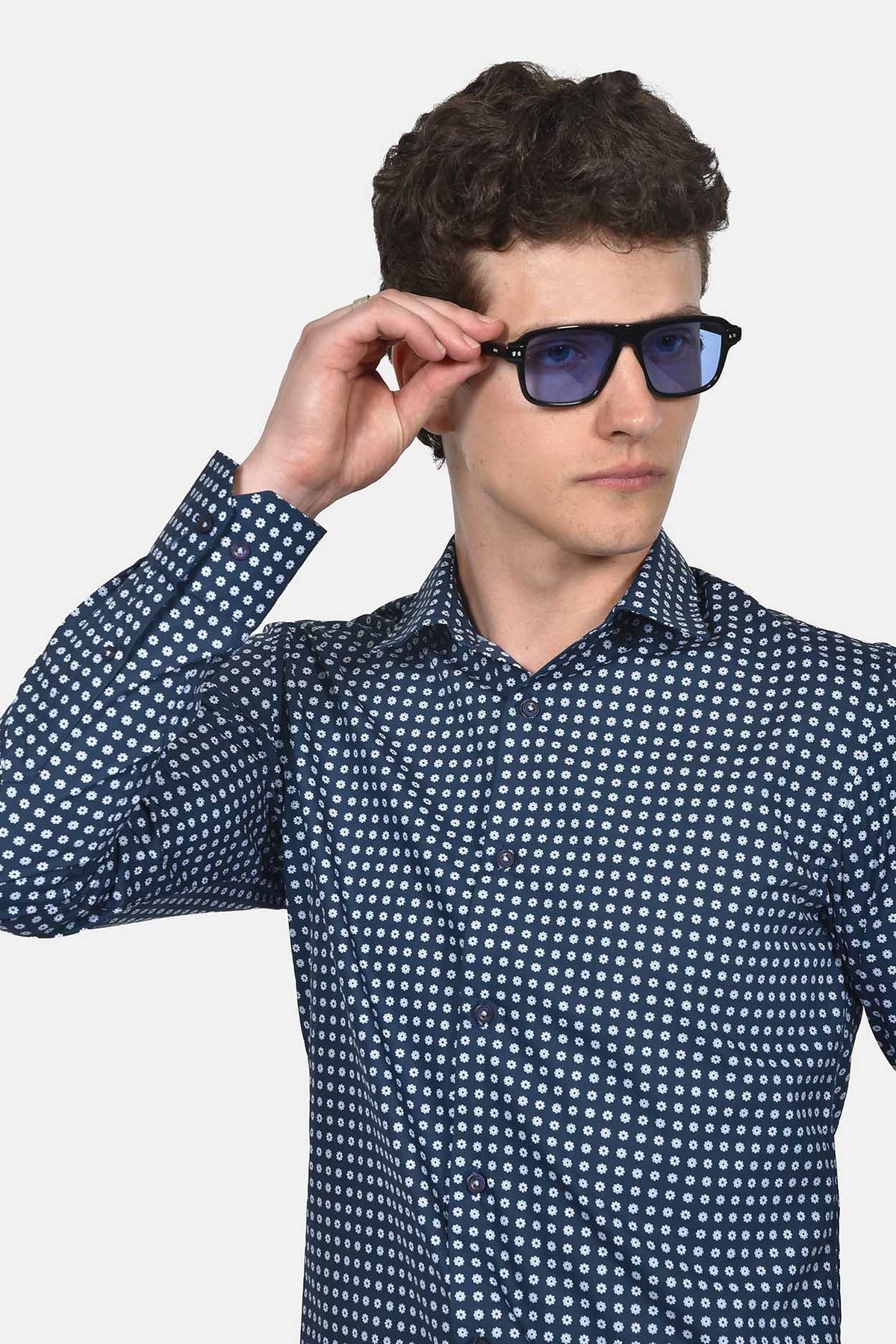 ανδρικό-εμπριμέ-πουκάμισο-100%-βαμβάκι-normal-fit-με-διακριτικό-μοτίβο-για-μοντέρνο-στυλ