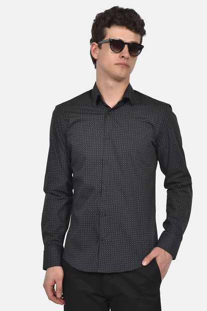 ανδρικό-εμπριμέ-πουκάμισο-100%-βαμβάκι-normal-fit-με-all-over-σχέδιο-για-καθημερινό-στυλ
