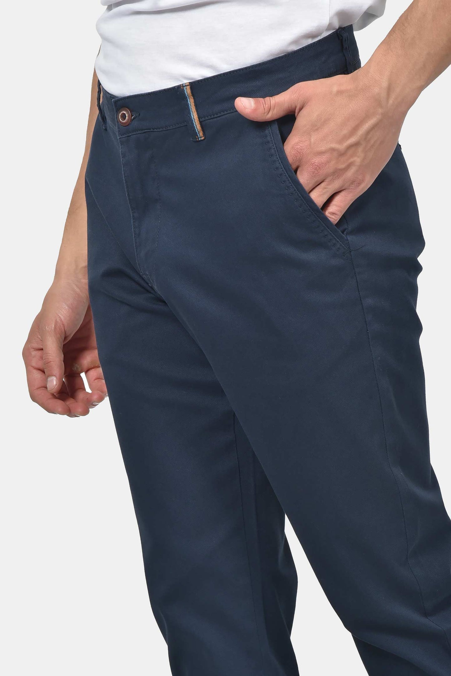 ανδρικό-chinos-παντελόνι-normal-fit-με-ελαστική-άνεση-&-σύγχρονη-γραμμή