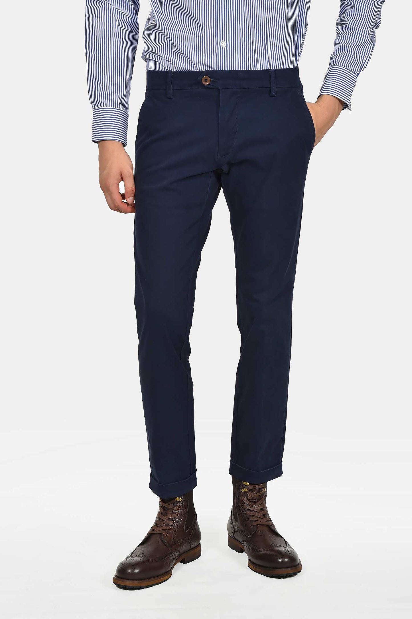 ανδρικό-παντελόνι-chinos-classic-fit-άνετη-και-σταθερή-εφαρμογή