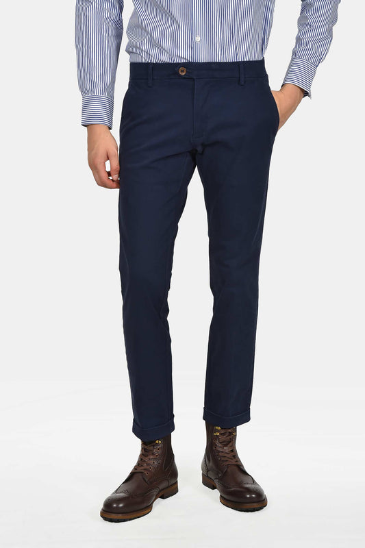 ανδρικό-παντελόνι-chinos-classic-fit-άνετη-και-σταθερή-εφαρμογή