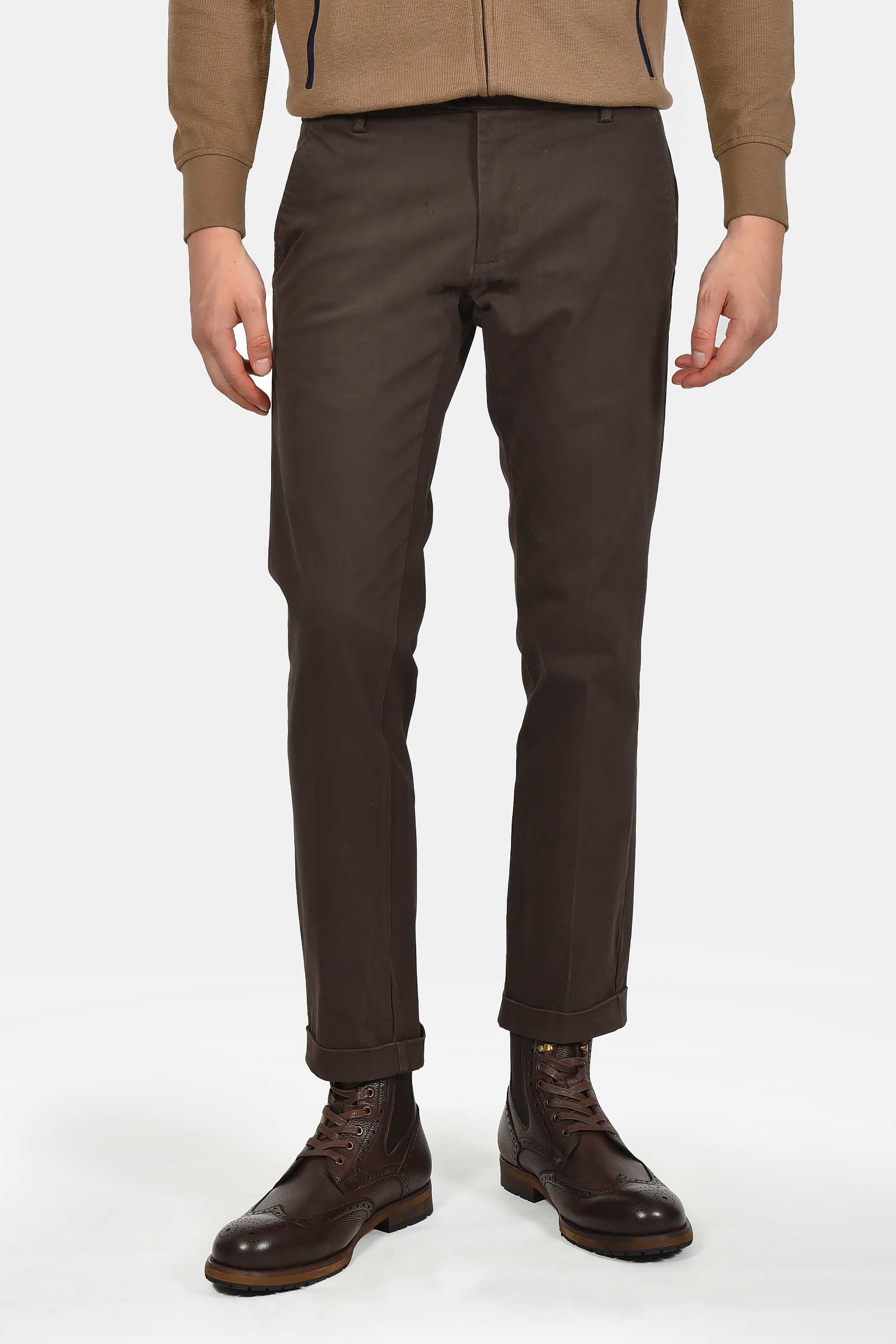 ανδρικό-παντελόνι-chinos-classic-fit-άνετη-και-σταθερή-εφαρμογή